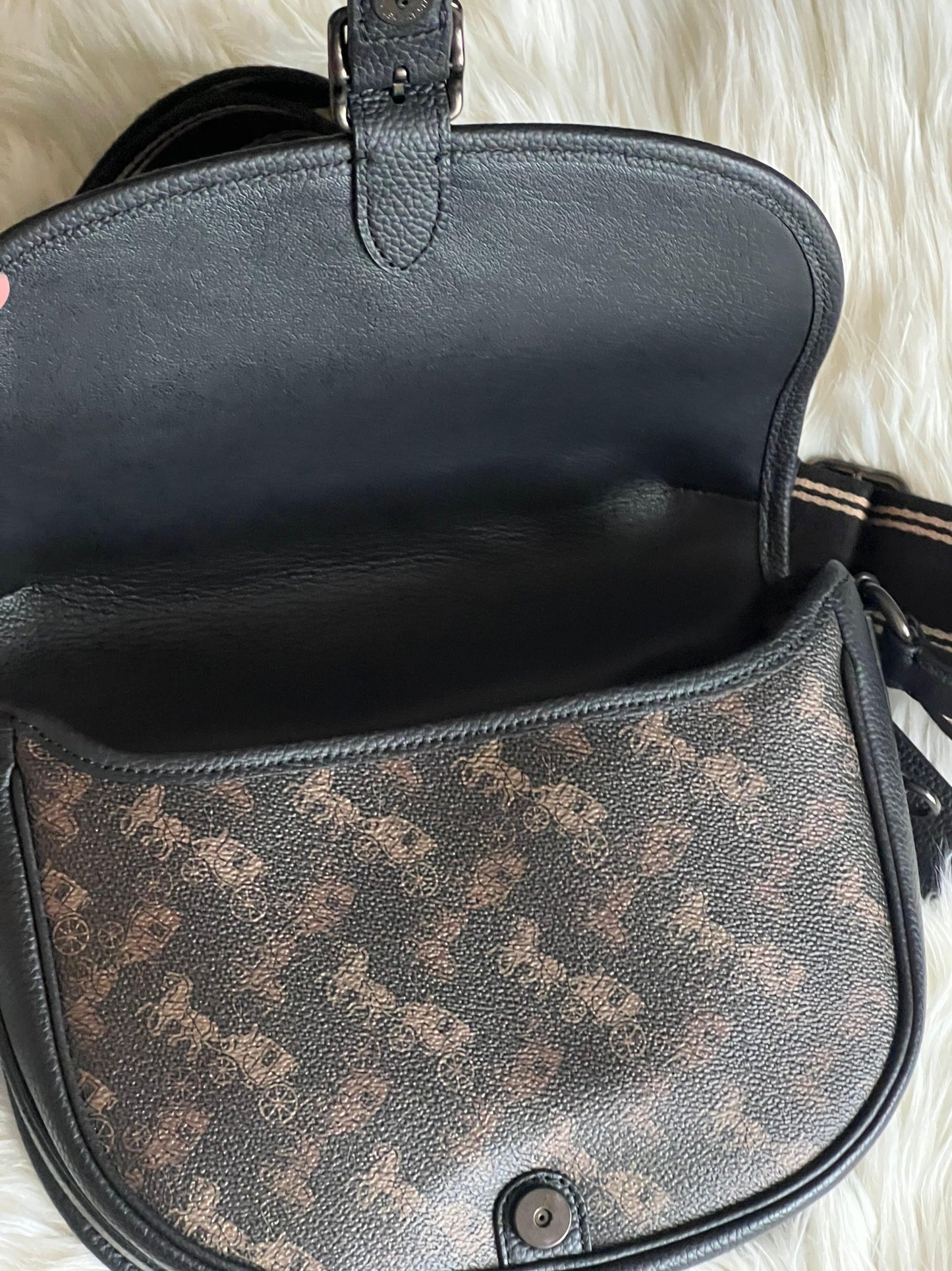 Coach Hitch Crossbody with Horse and Carriage Print