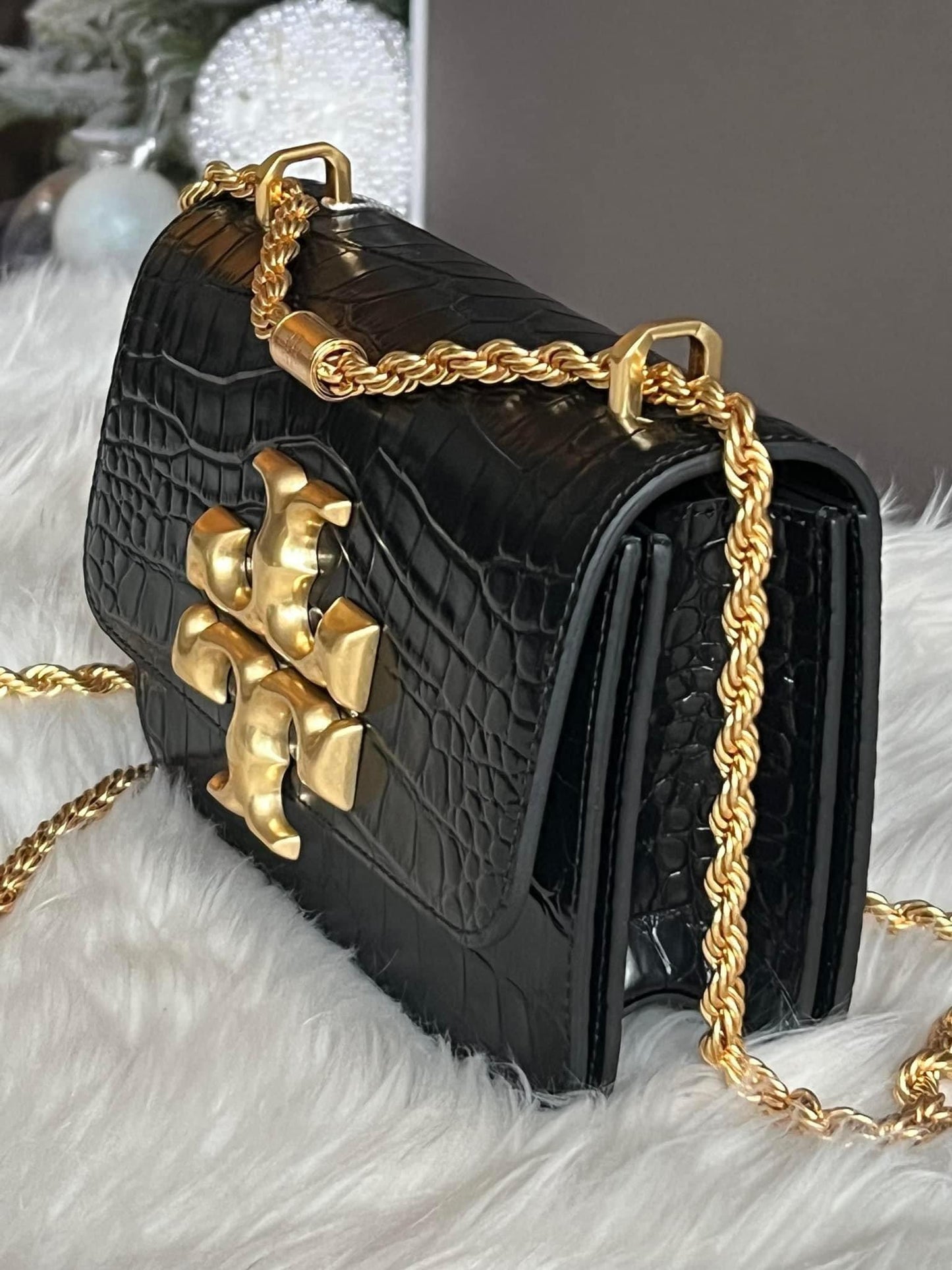 Tory Burch Eleanor Embossed Small Convertible Shoulder Bag