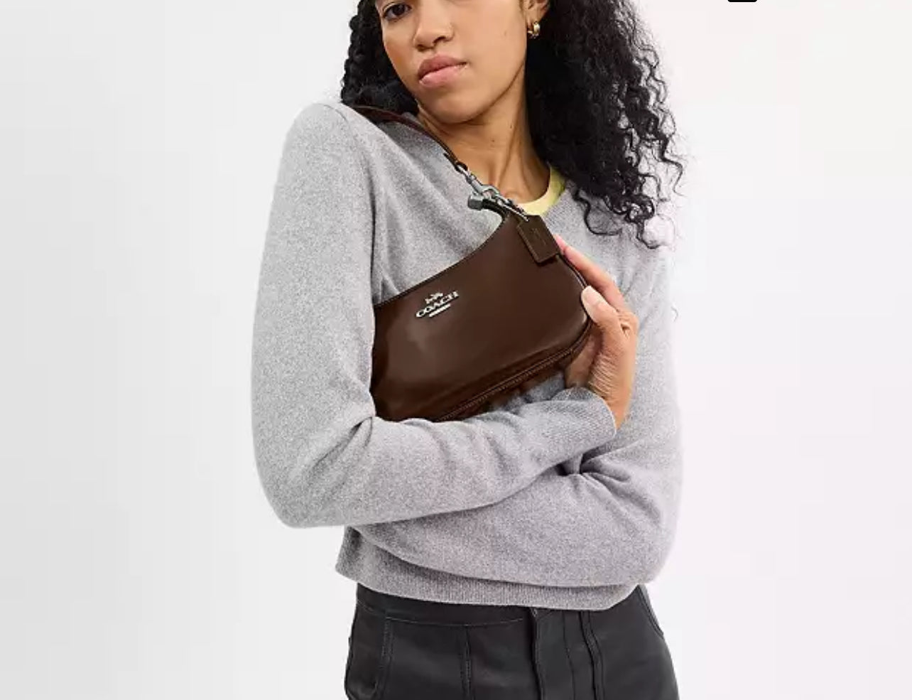 CV938 - Coach Teri Shoulder Bag in Spazzolato Leather