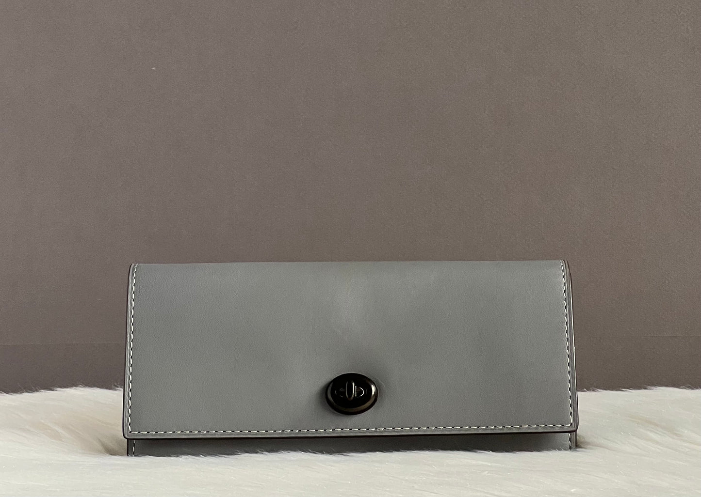 Coach Women’s Envelope Turnlock Wallet