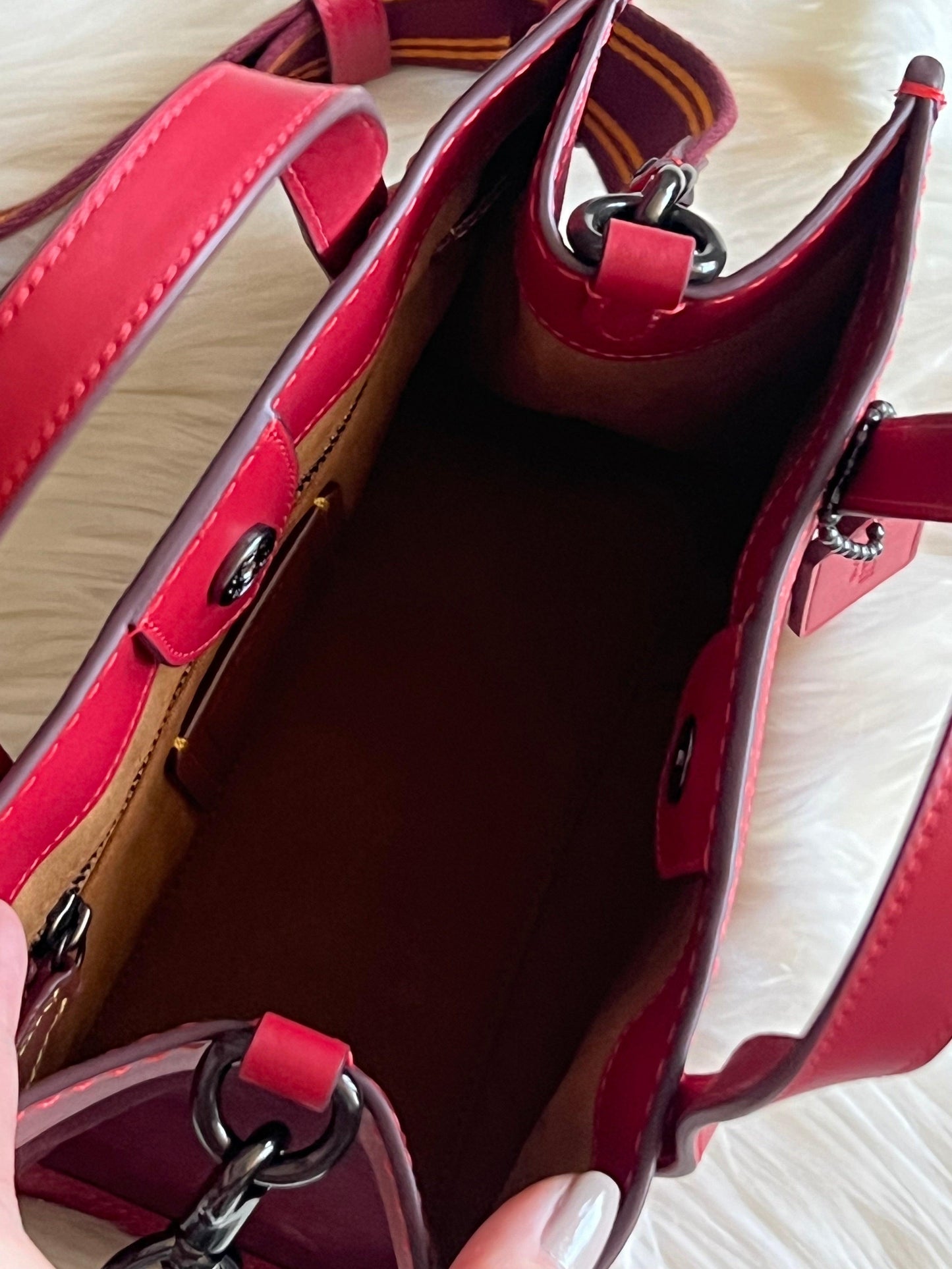 Coach Field Tote 22 with Horse and Carriage