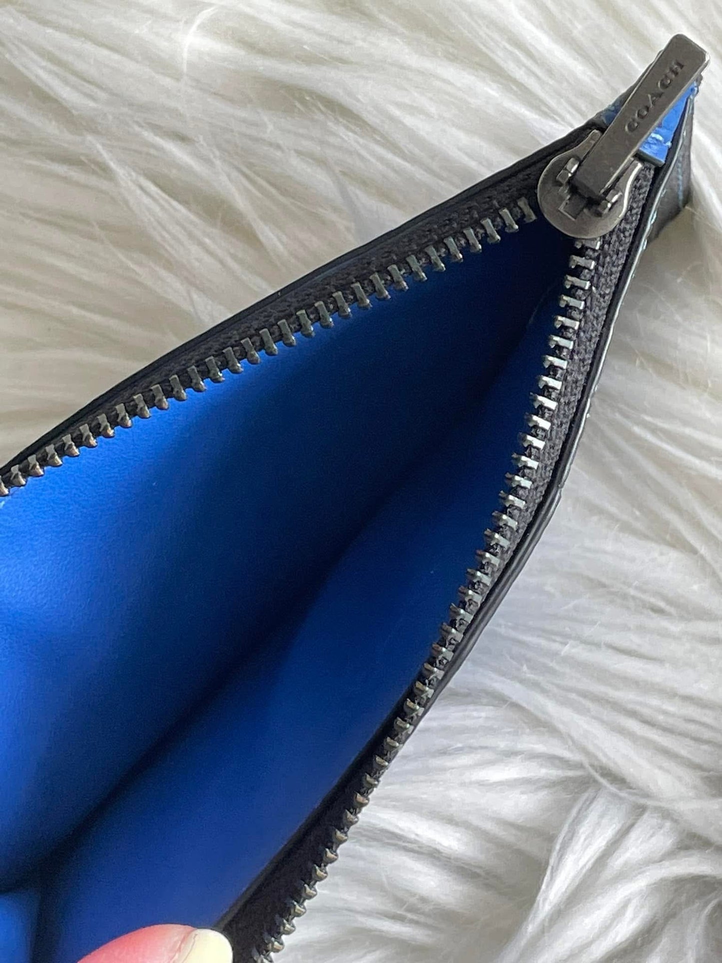 Coach Zip Card Case in Signature Leather