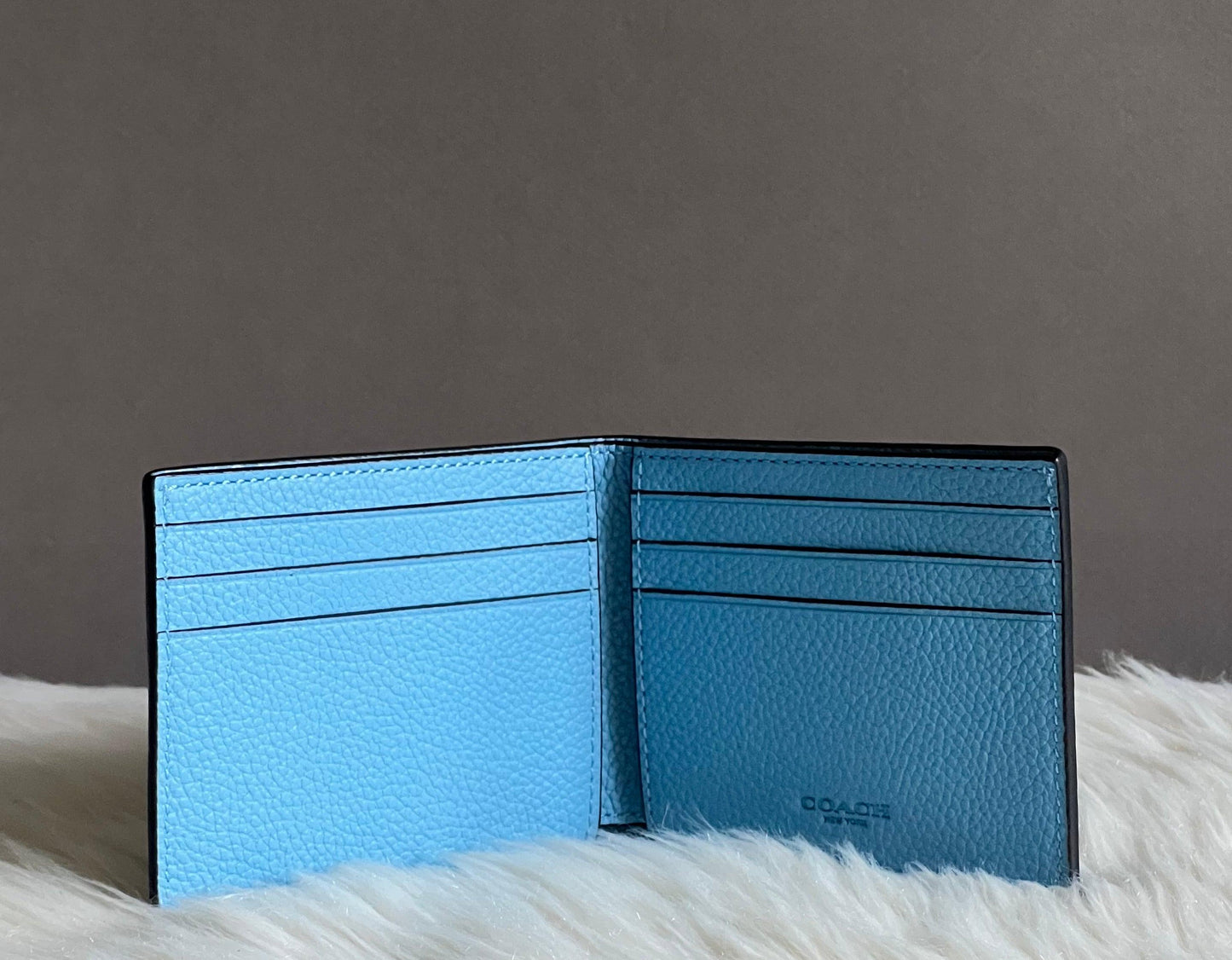 Coach Men’s Slim Billfold Wallet