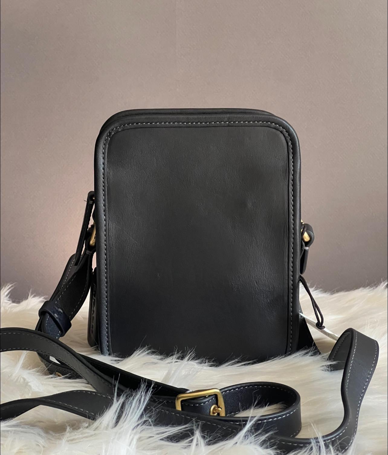 Coach Zip Camera Bag