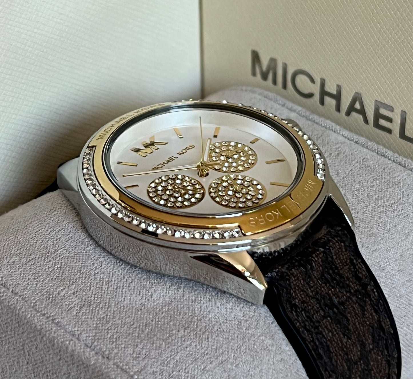 Michael Kors Women’s Jessa Silicone Watch