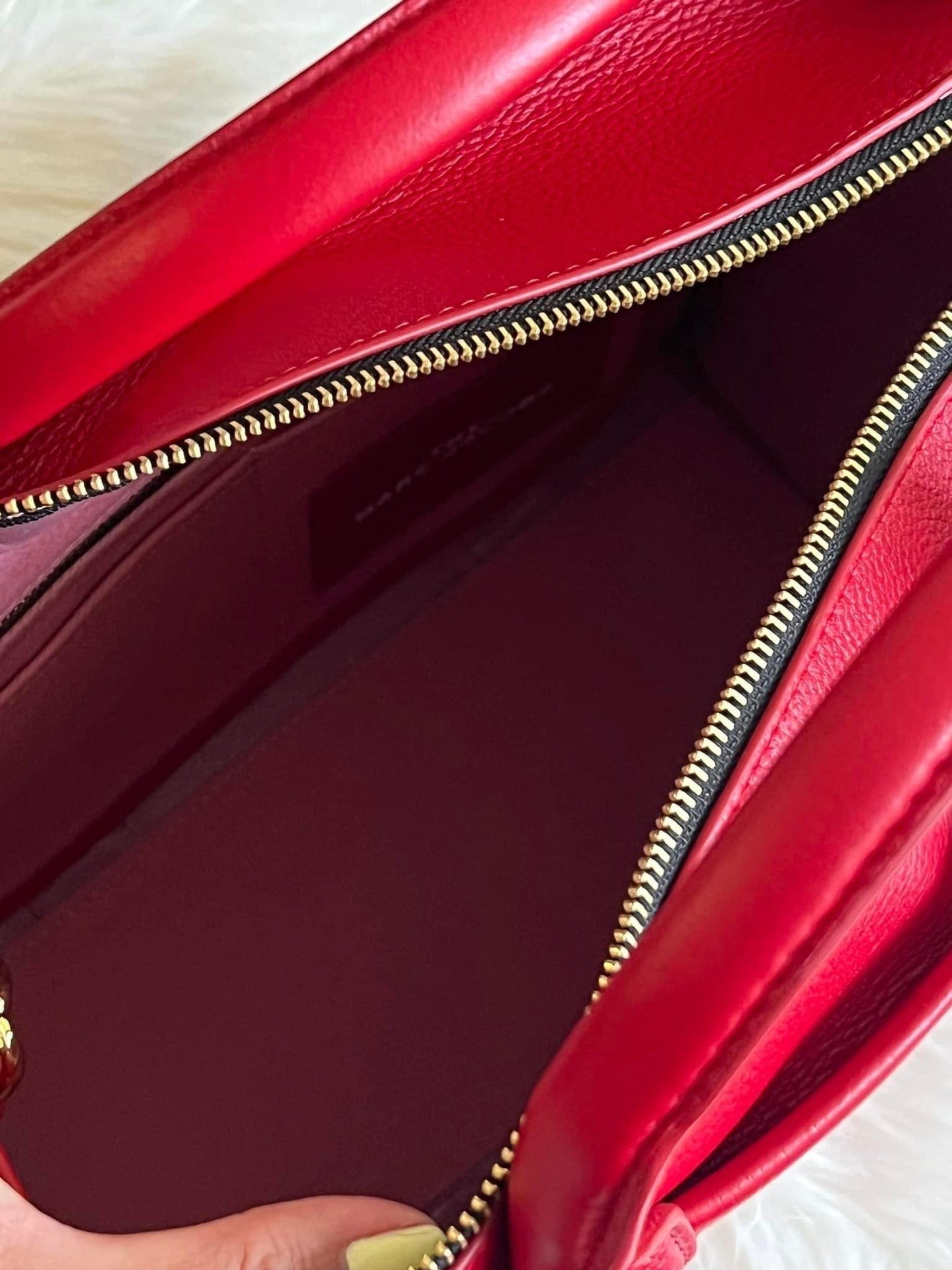 Marc Jacobs The Leather Medium Tote Bag