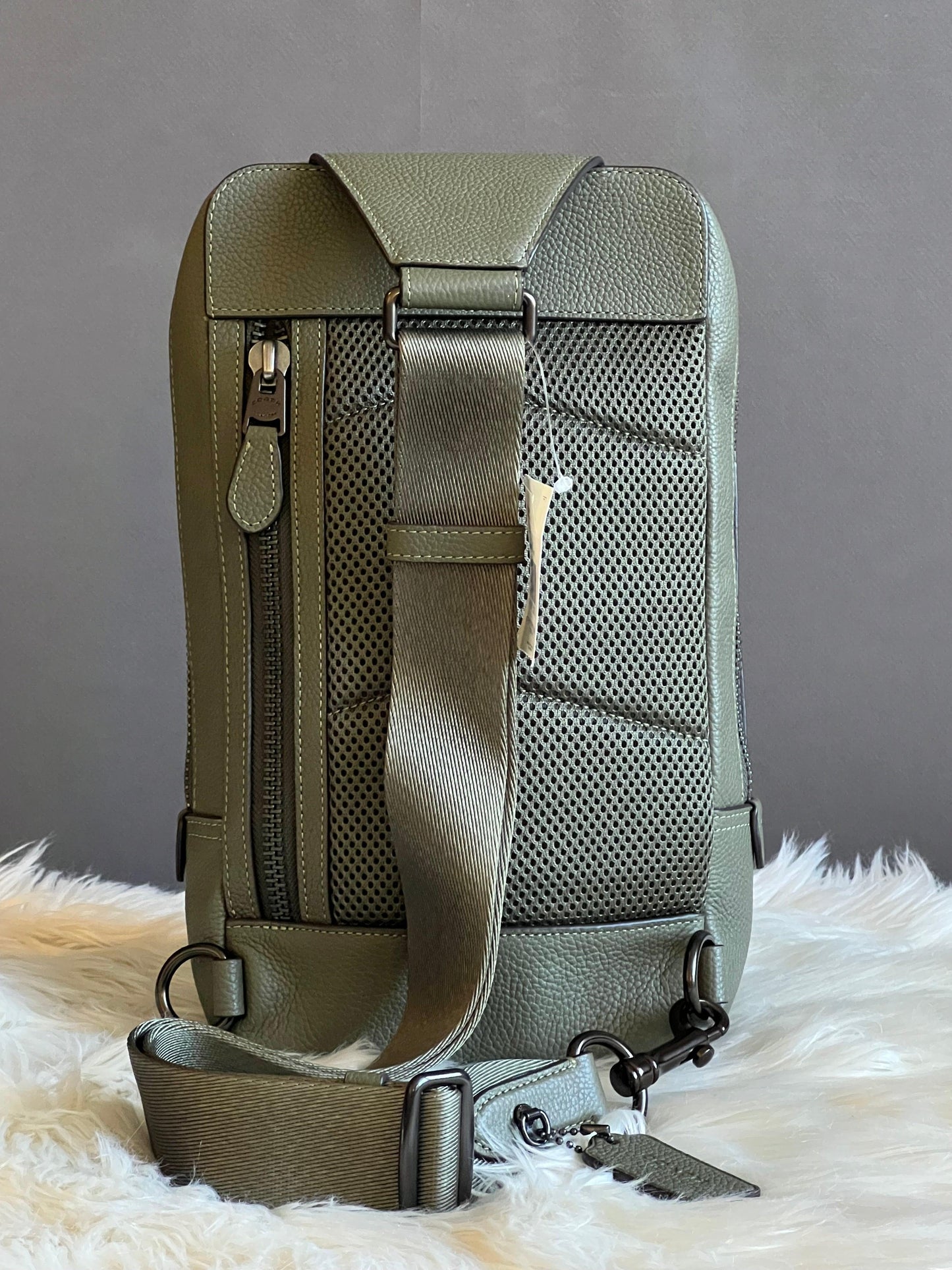 Coach Gotham Pack In Signature Leather