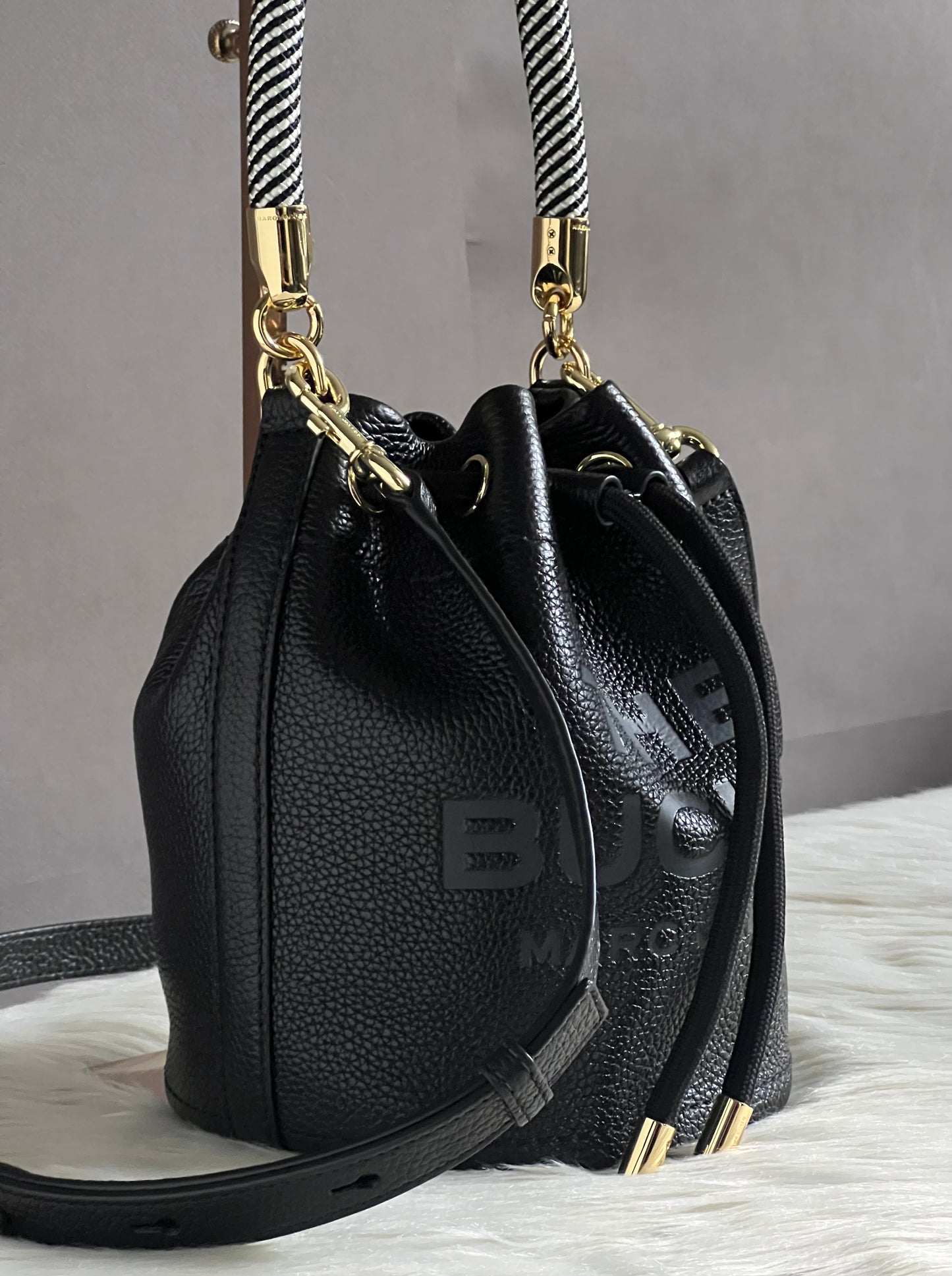 Marc Jacobs The Leather Bucket Bag