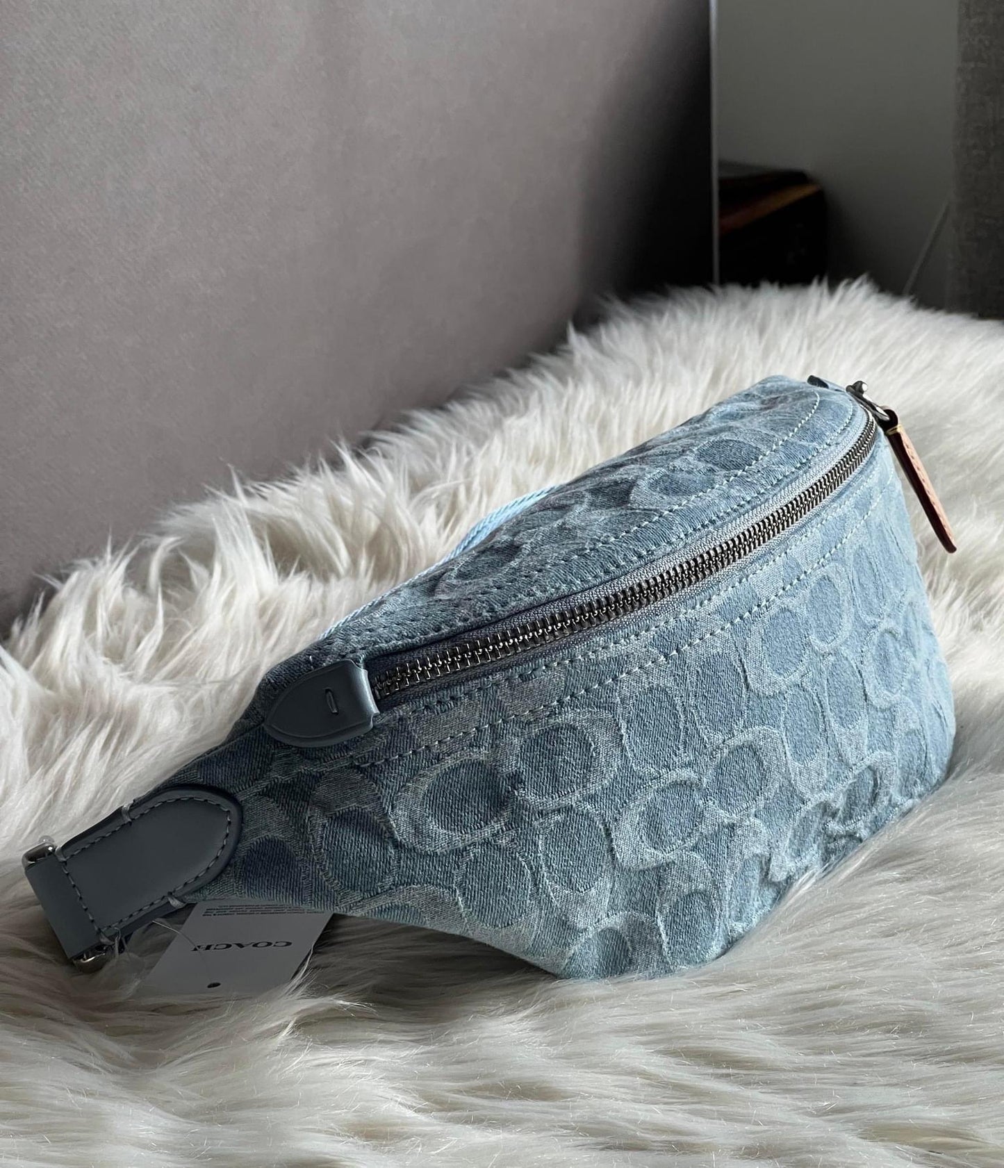 Coach Charter Belt Bag 7 in Signature Denim