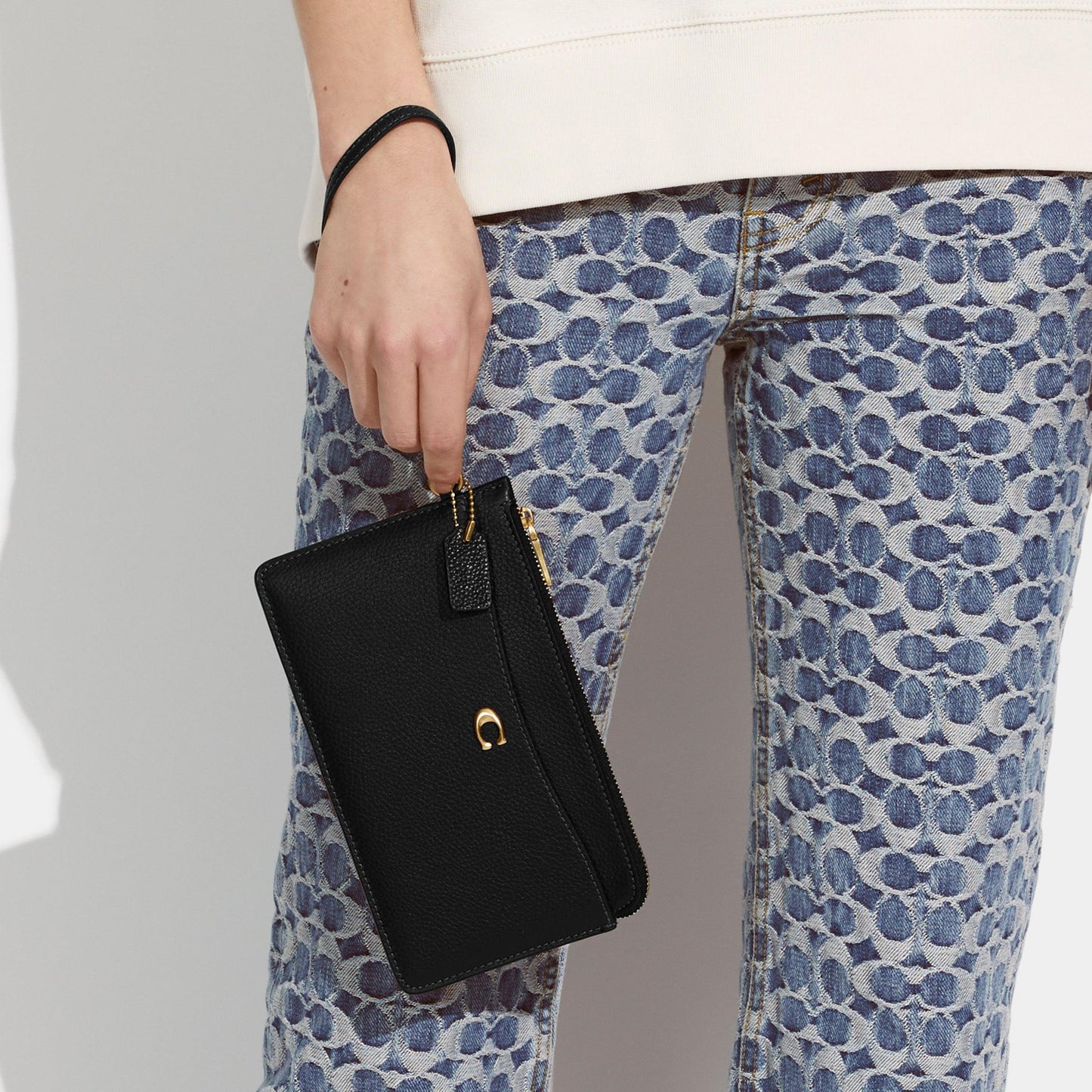 Coach L-Zip Wallet