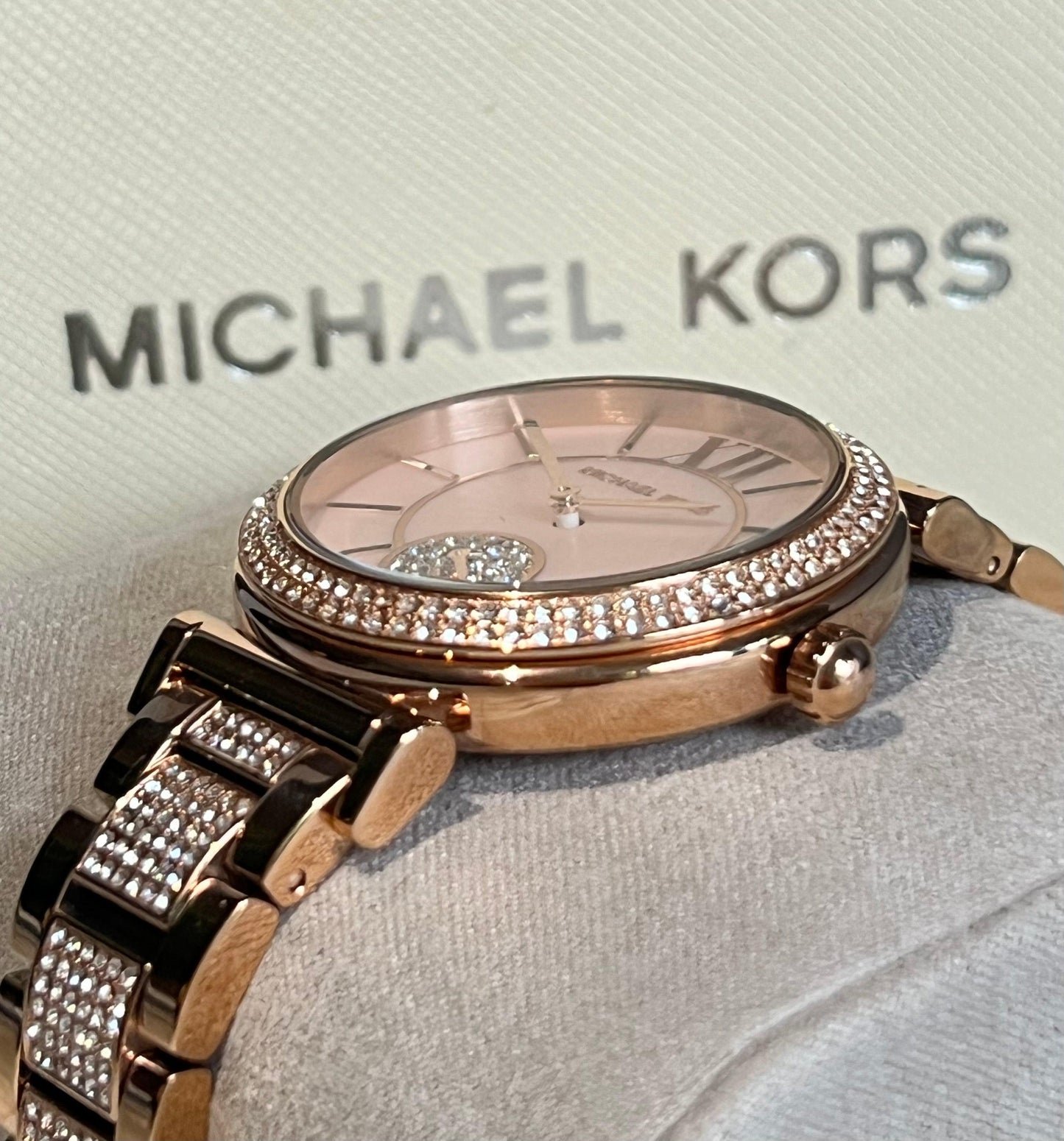 Michael Kors Women’s Abbey Three-Hand