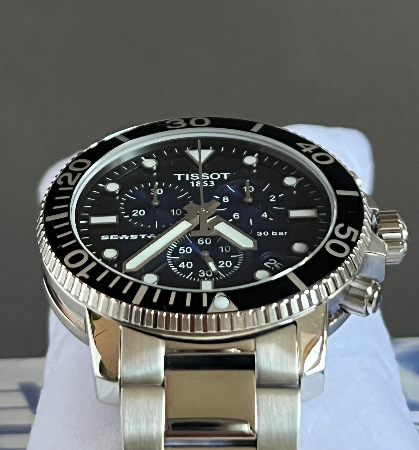 Tissot Men’s Seastar 1000 Quartz Chronograph Watch