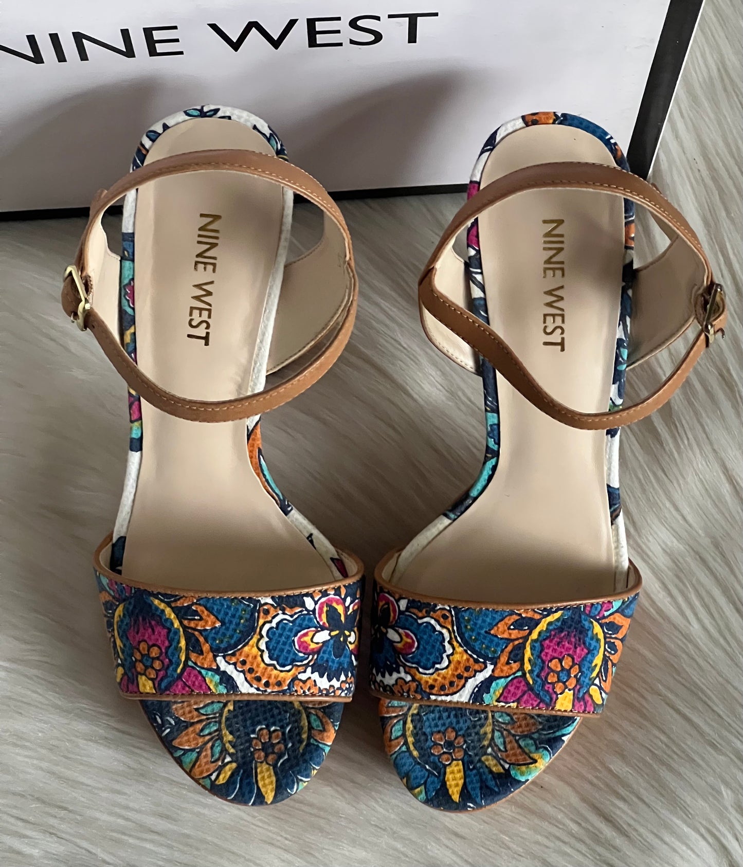 Nine West Carnation Platform Sandal