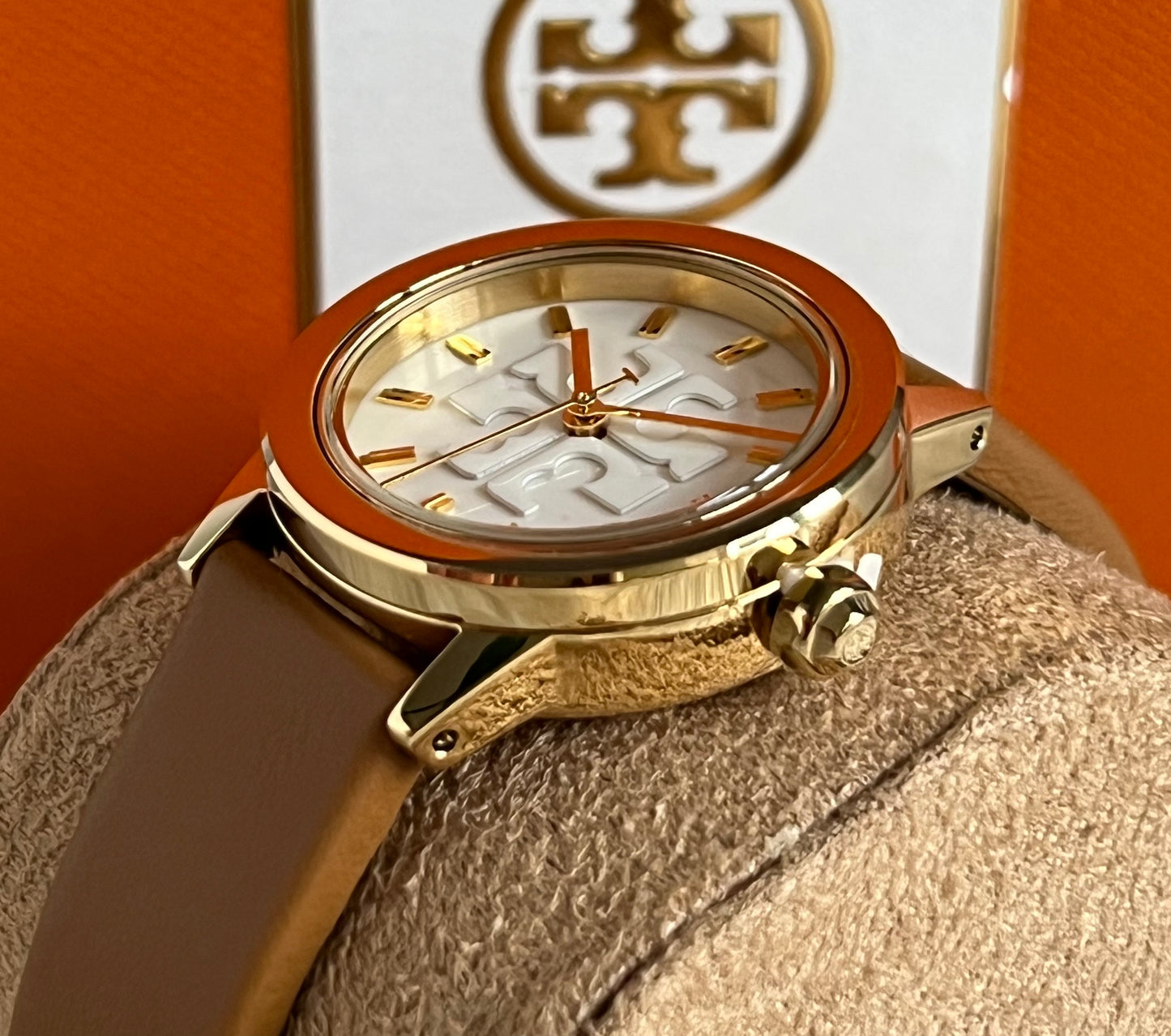 Tory Burch Gigi Leather Strap Watch Gift Set