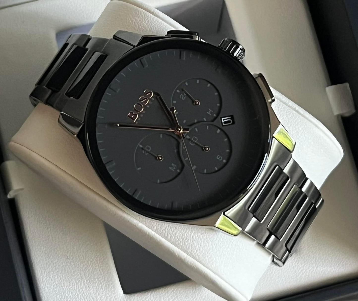 Hugo Boss Men’s Peak Chronograph Watch in Rose Gold Dial