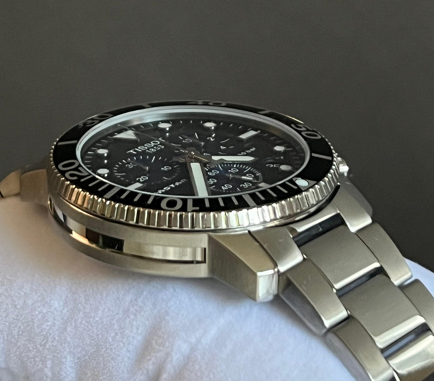 Tissot Men’s Seastar 1000 Quartz Chronograph Watch