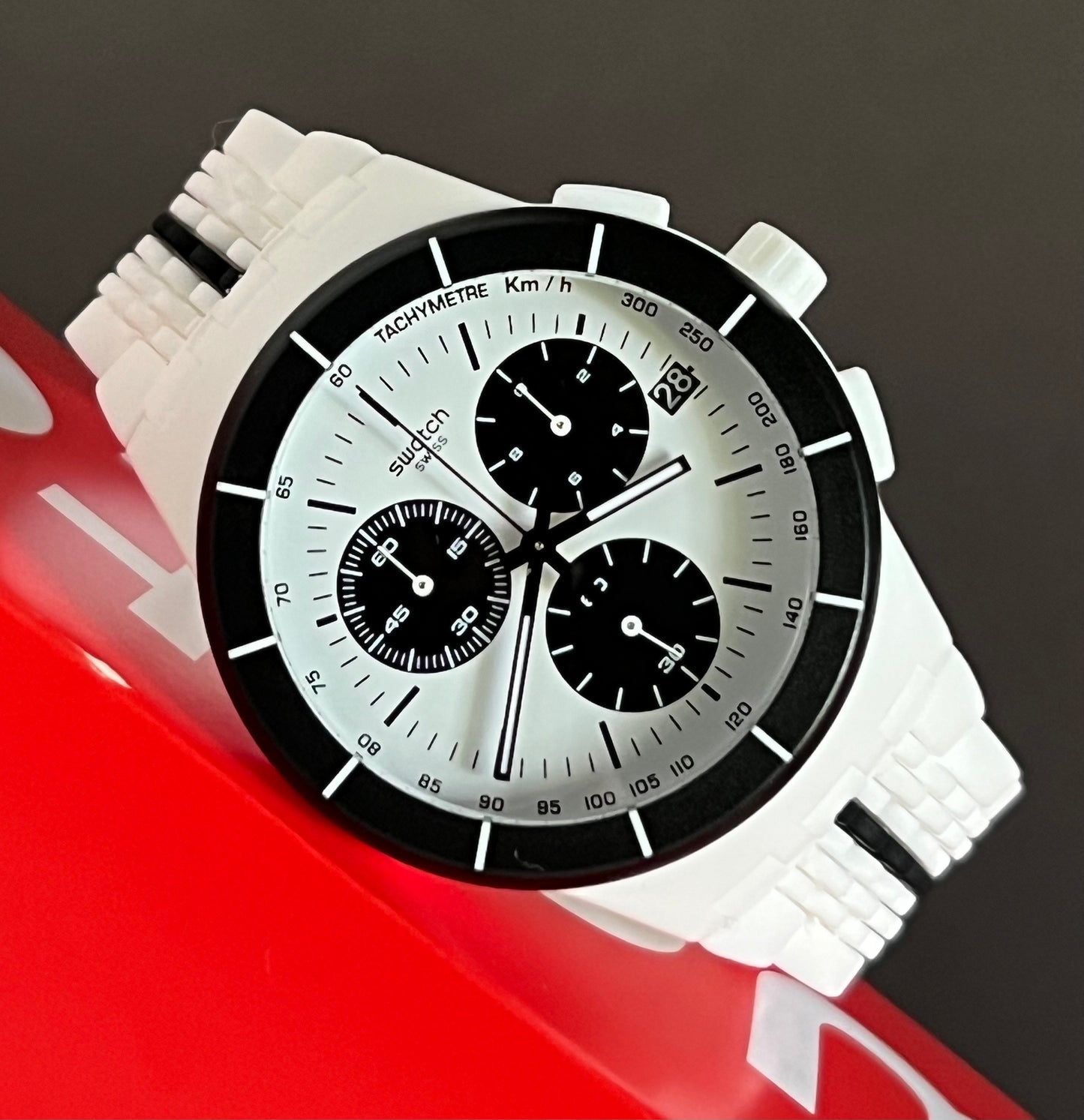 Swatch Piste Noire Watch