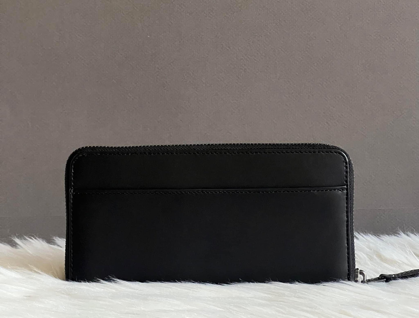 Coach Accordion Wallet with Horse and Carriage