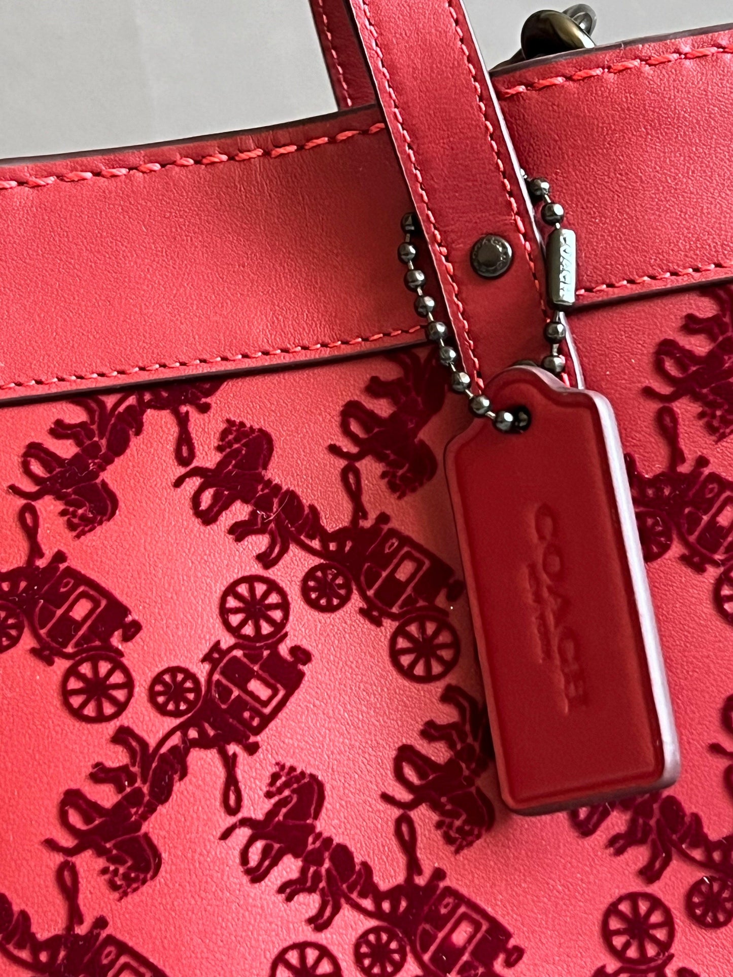 Coach Field Tote 22 with Horse and Carriage