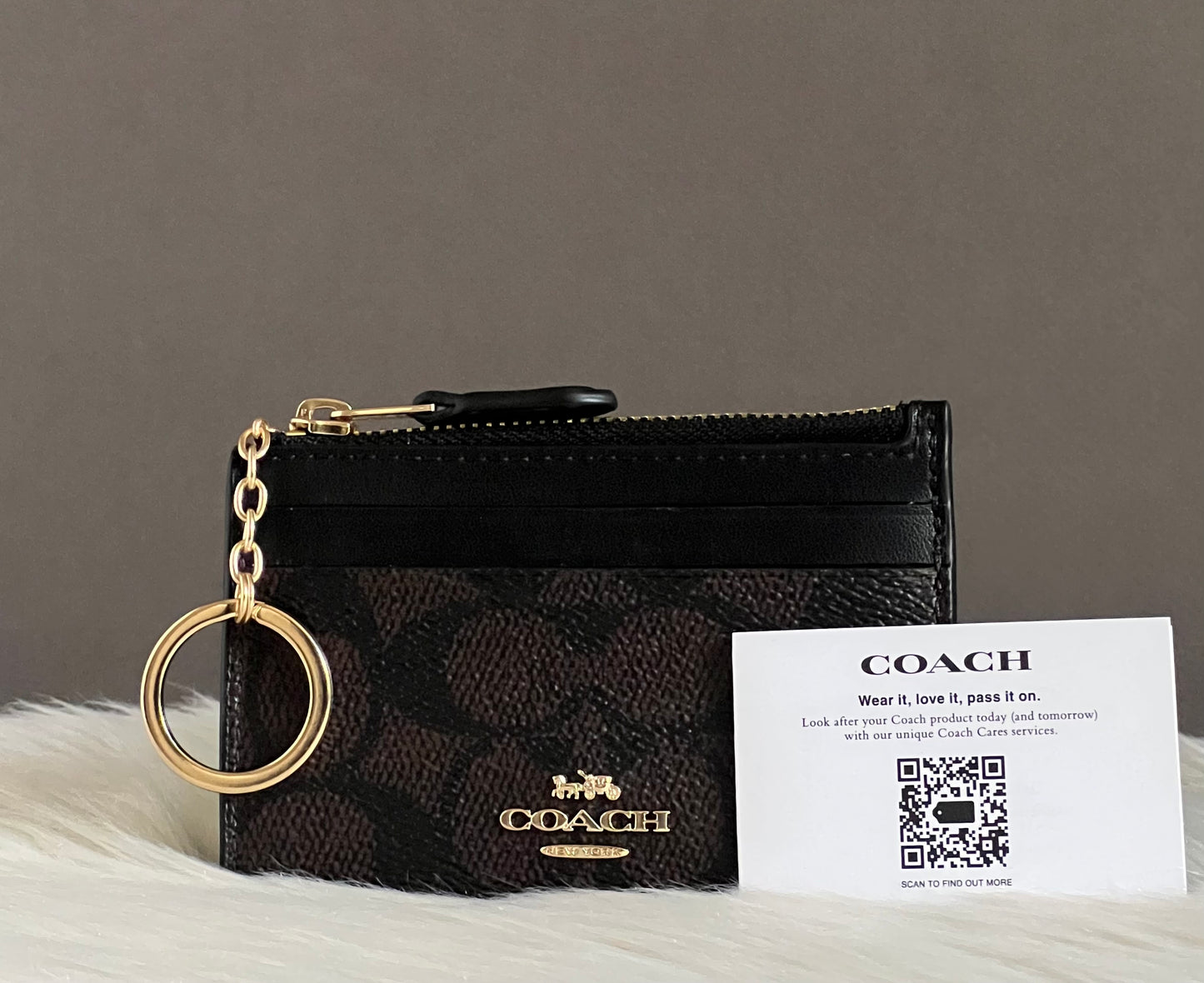 Mini Skinny Id Case In Signature Canvas