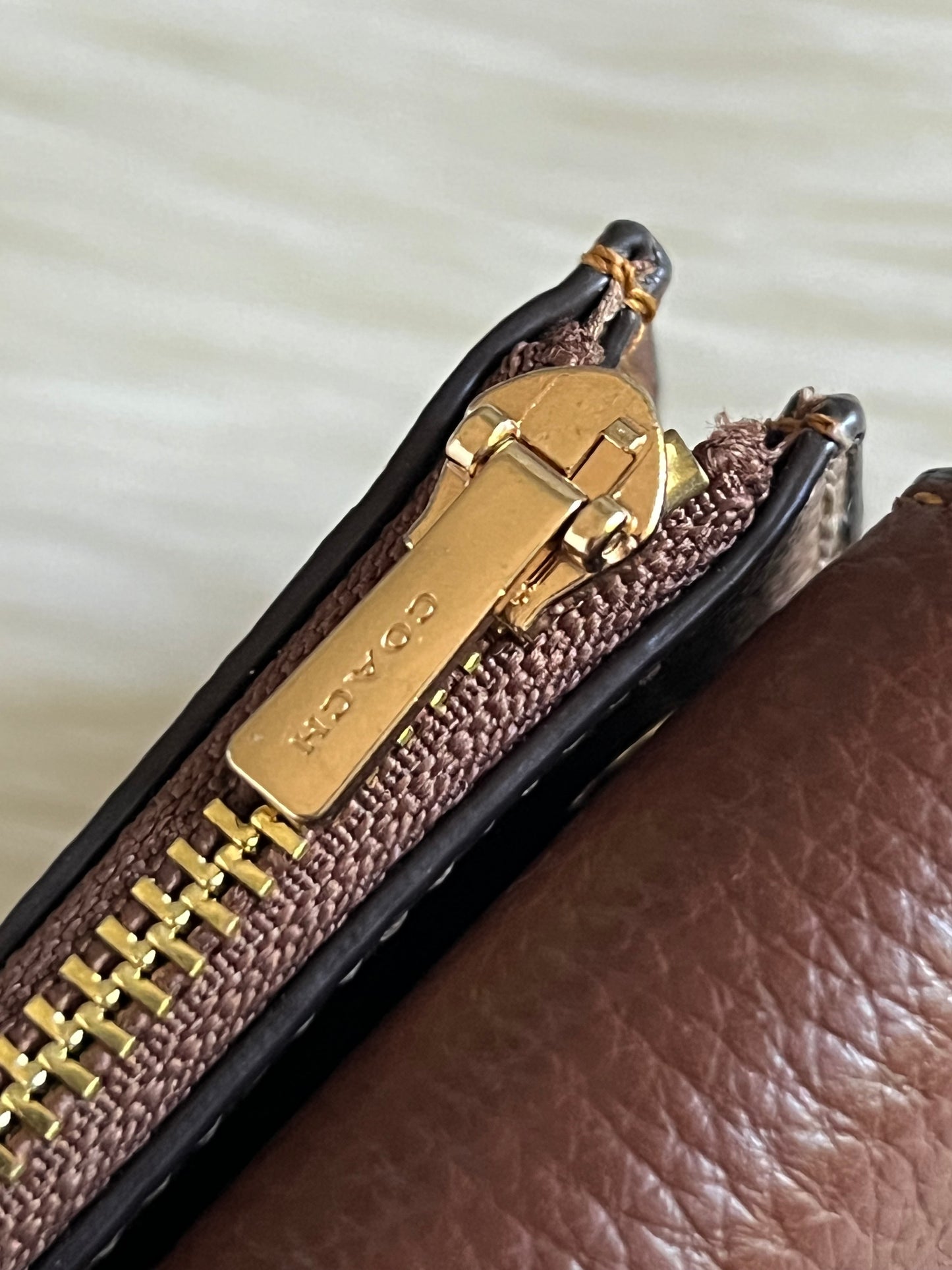 Coach Card Holder Wallet In Signature Canvas