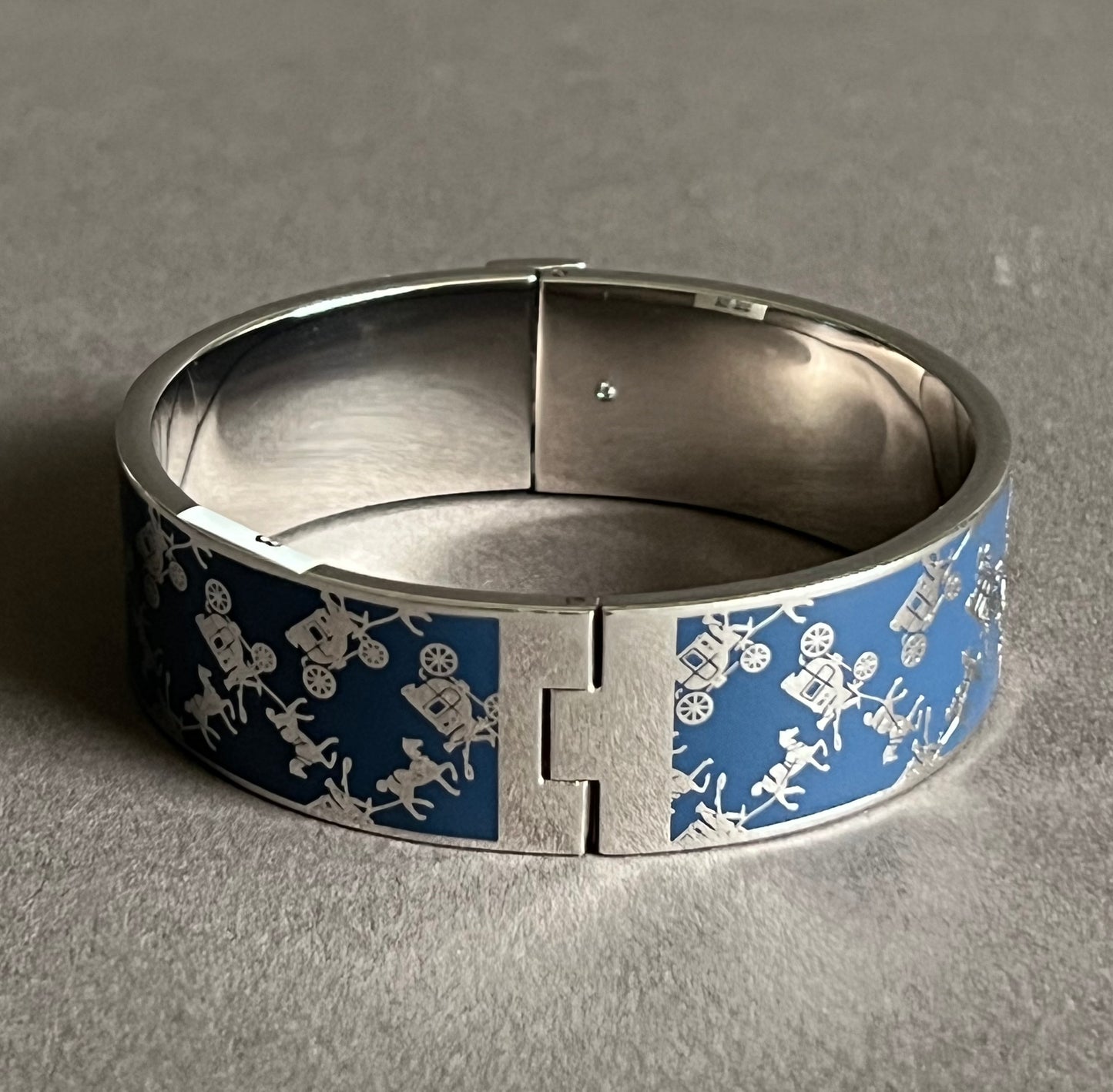 Coach Horse and Carriage Bangle