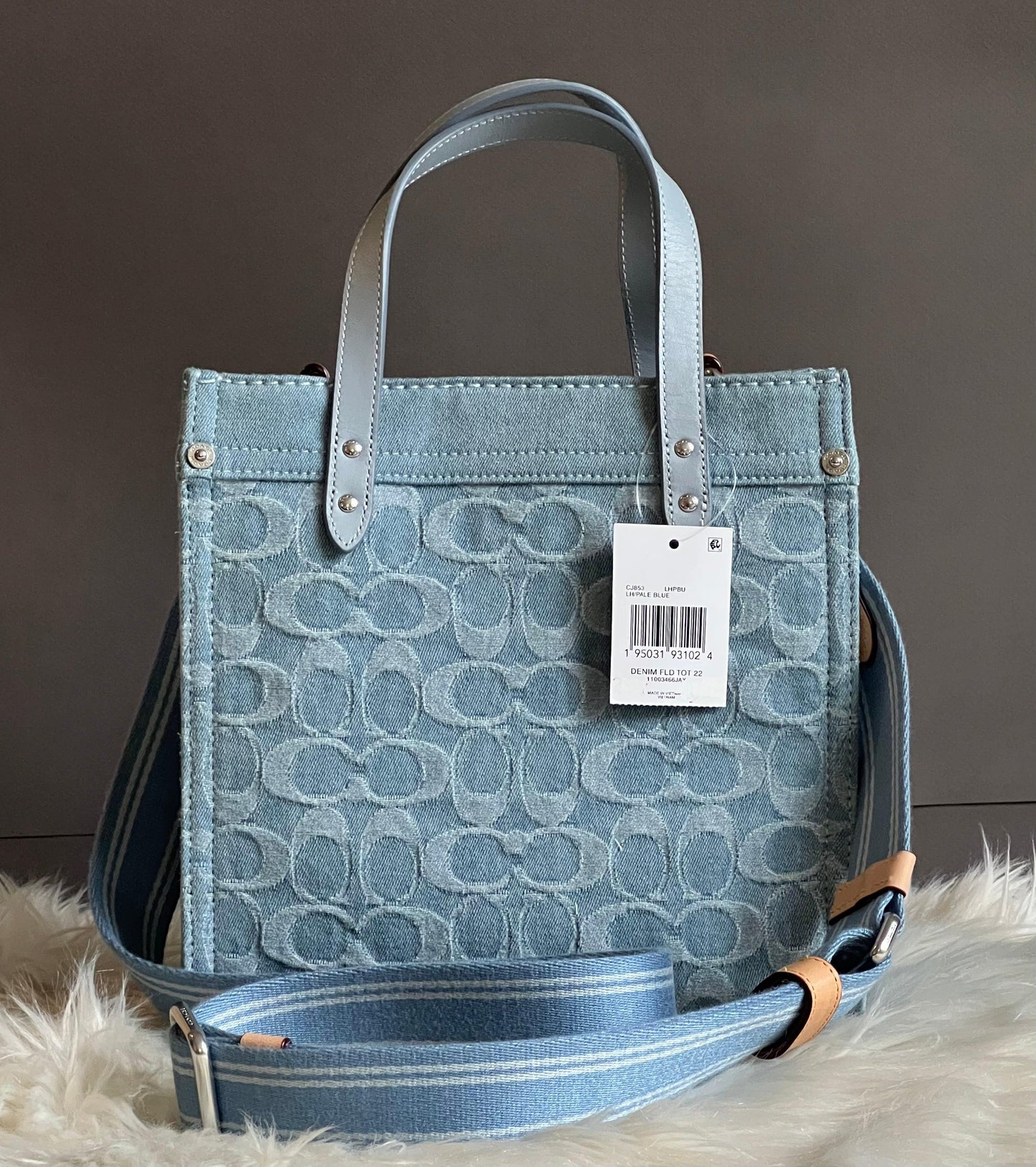 Coach Field Tote 22 in Signature Denim