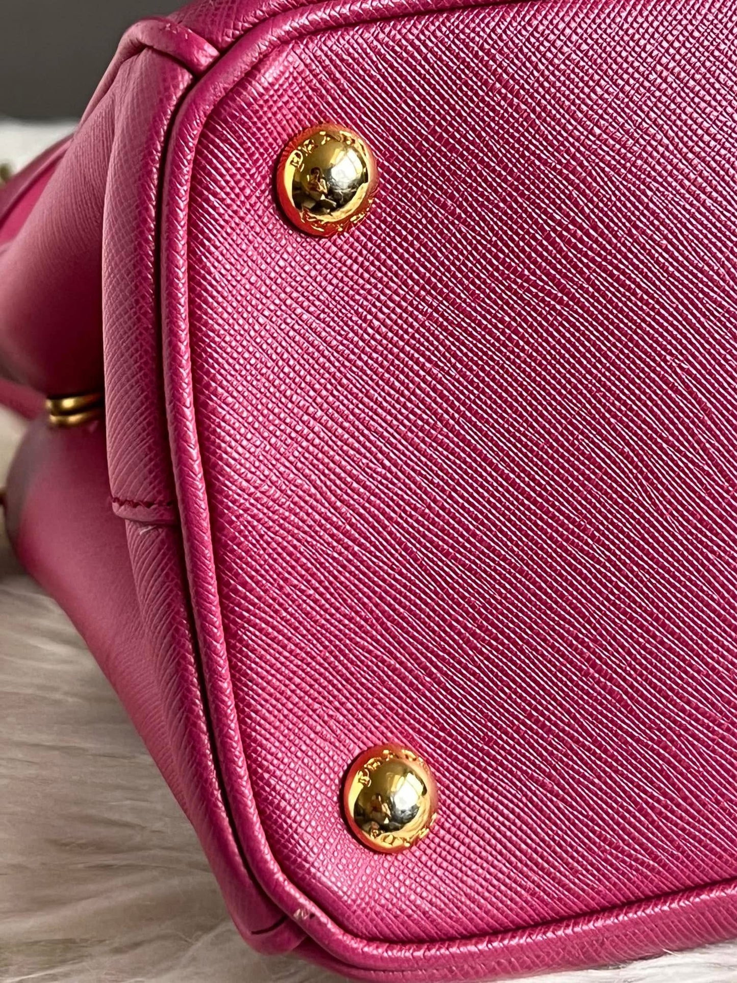 Prada Saffiano Lux Medium Galleria Zip Tote