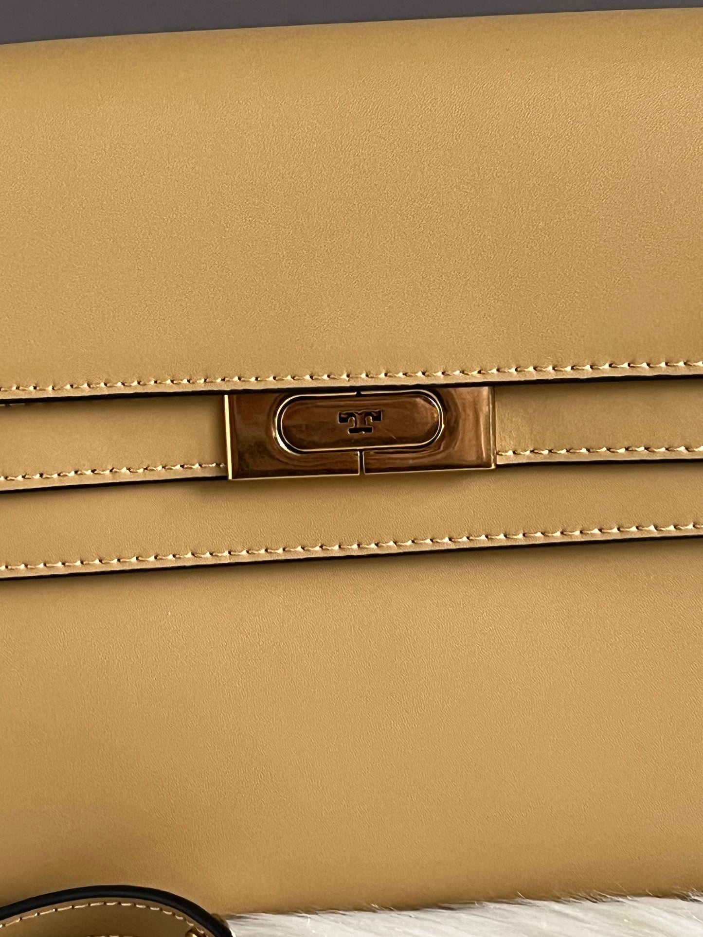 Tory Burch Lee Radziwill Shoulder Bag