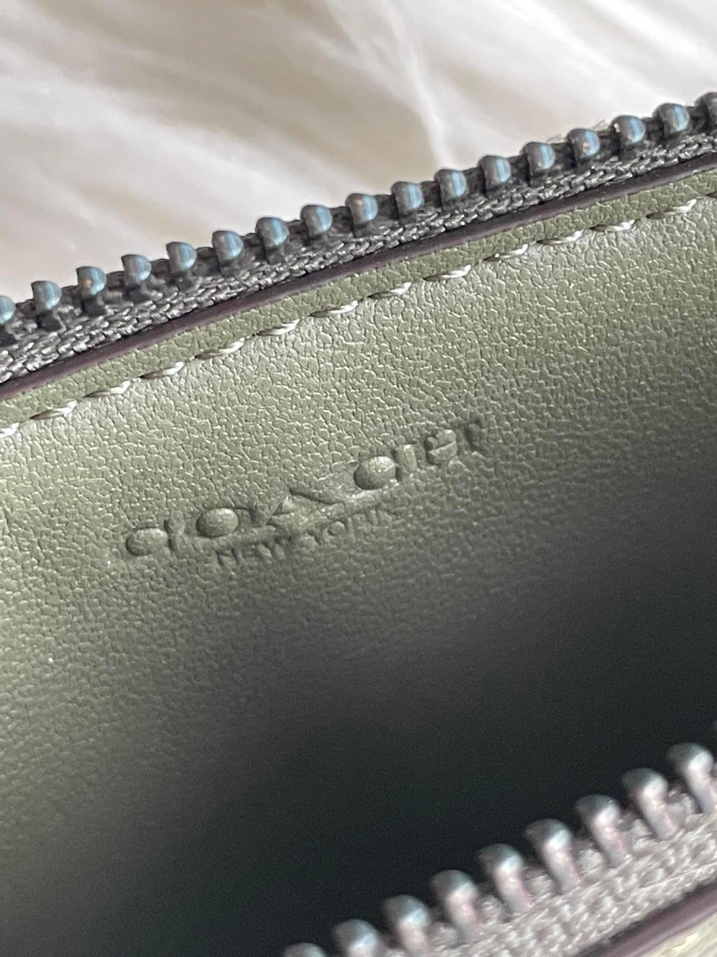 Coach Zip Card Case in Signature Leather