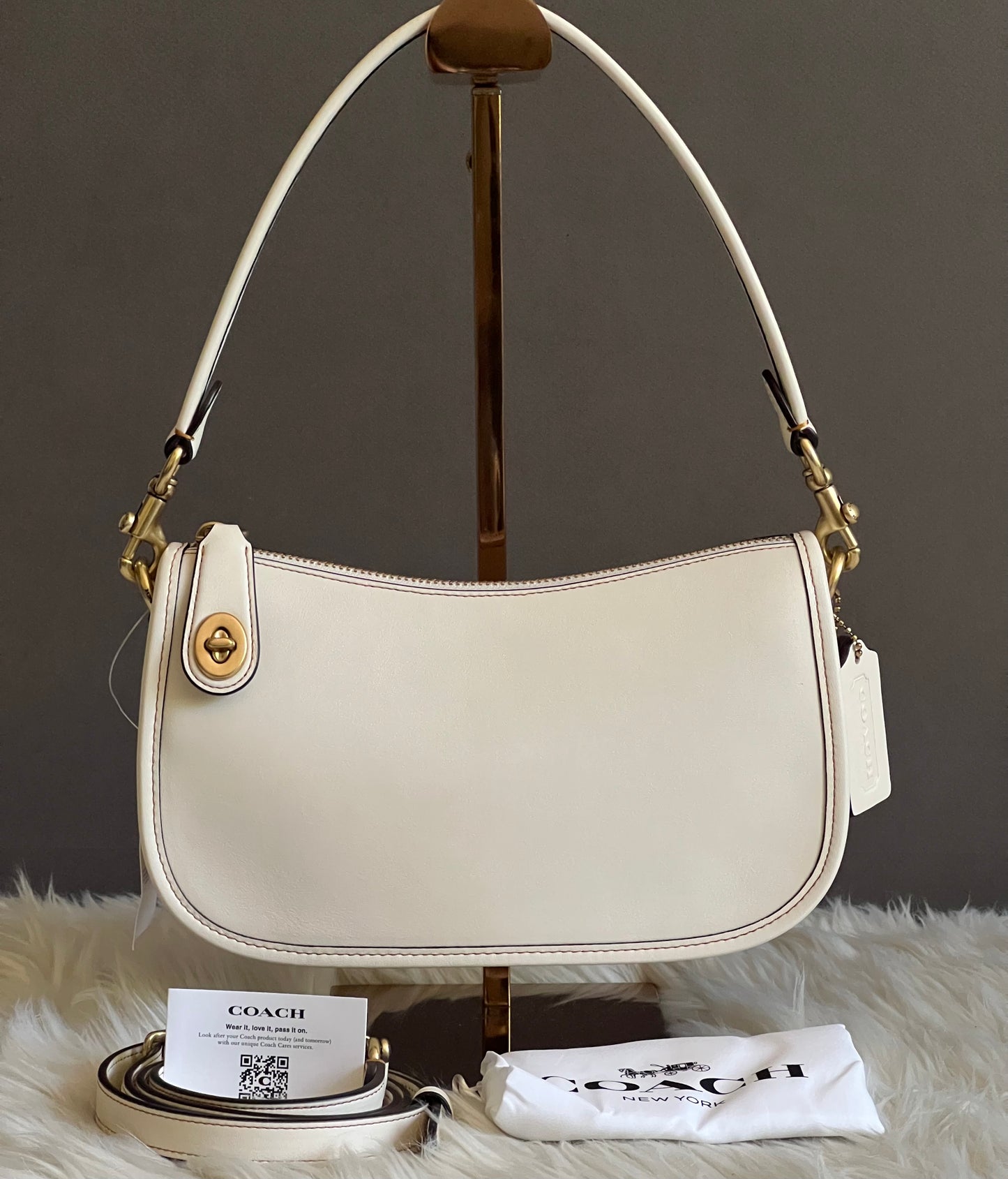 Coach Swinger Bag