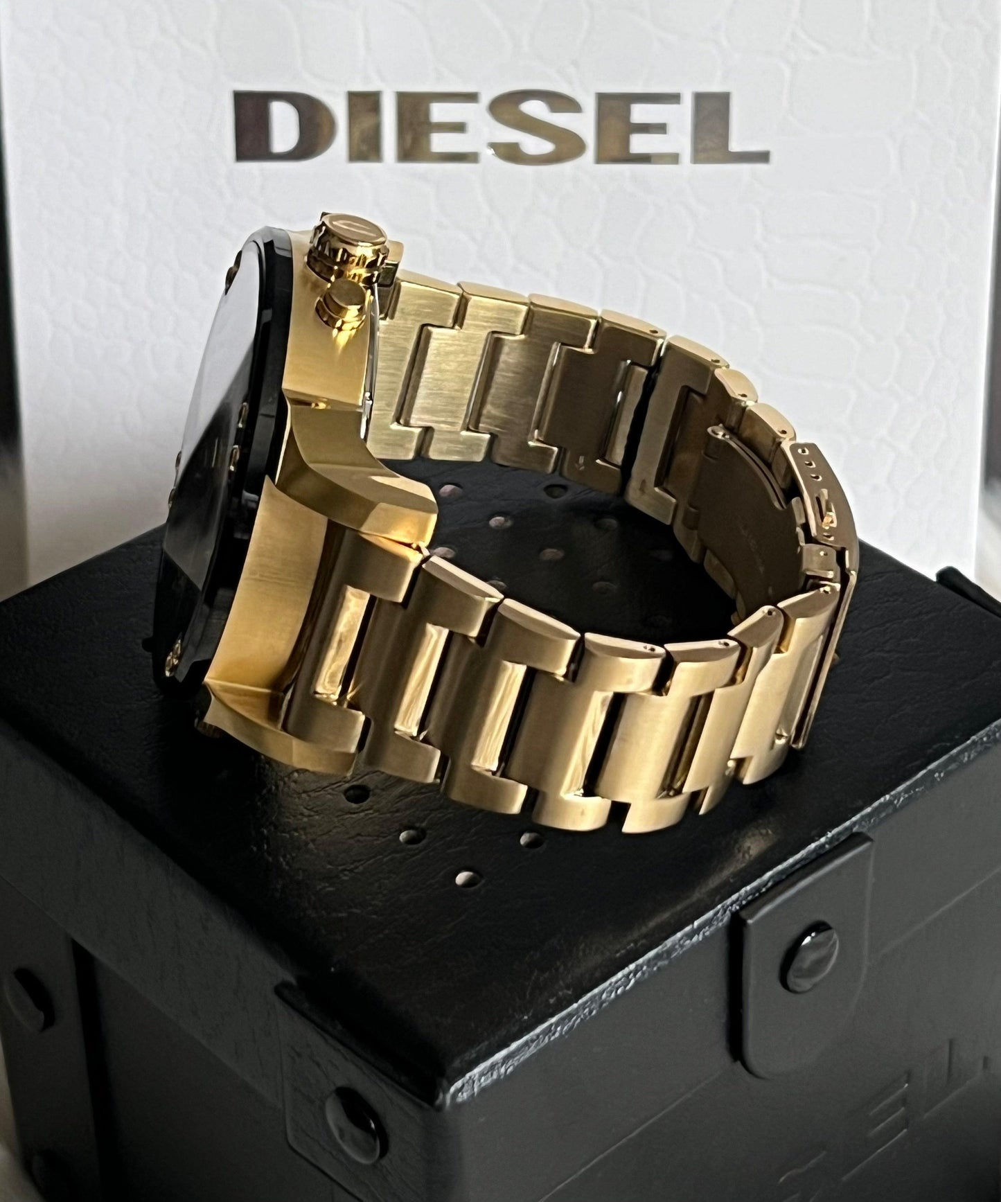 Diesel Men’s Mr. Daddy 2.0 Gold-Tone Chronograph Watch