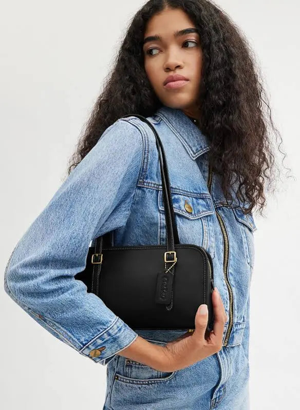 Coach Swing Zip Bag