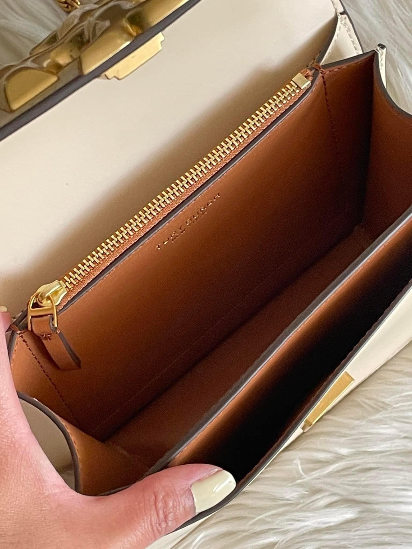 Tory Burch Eleanor Small Convertible Shoulder Bag