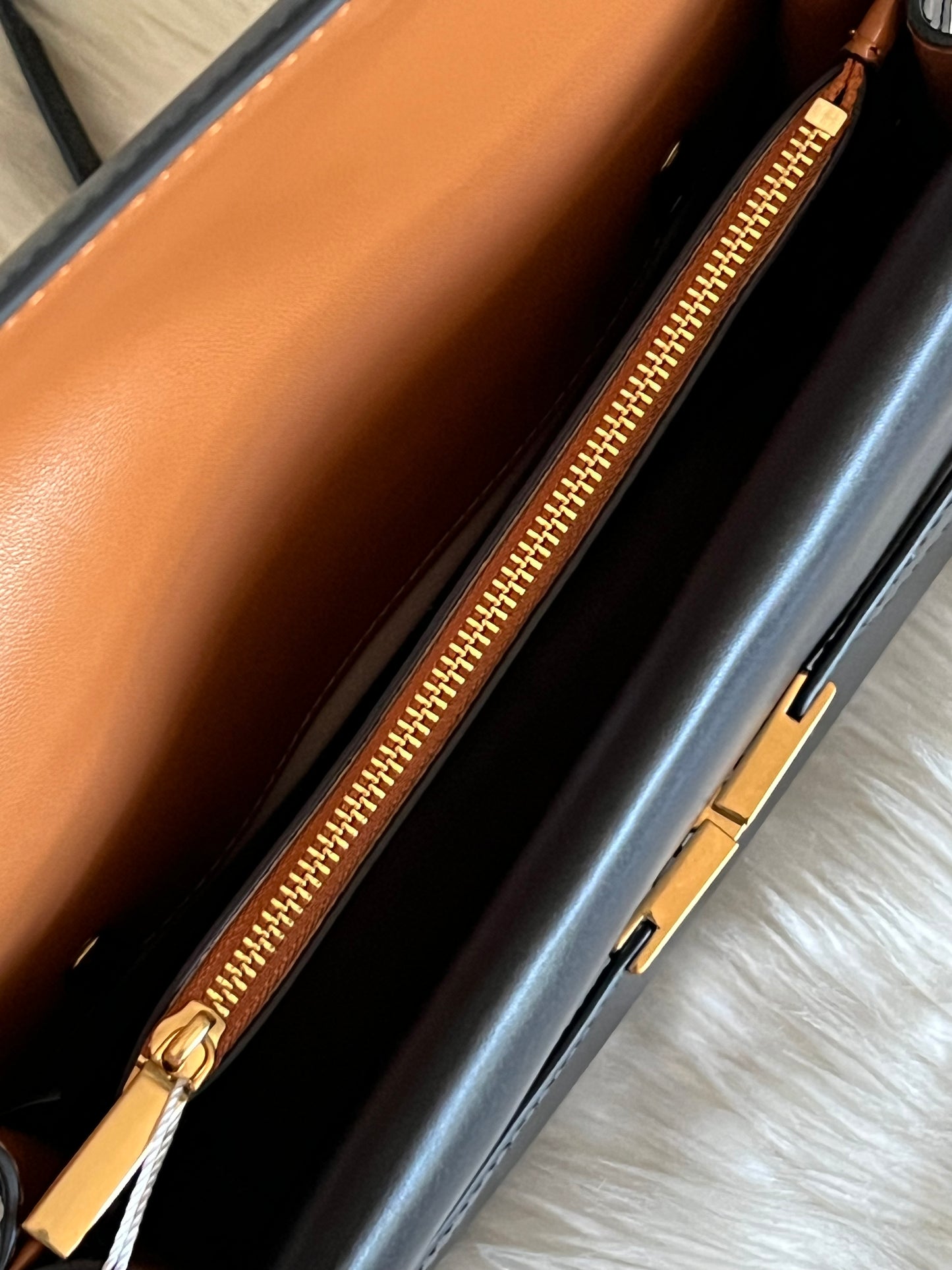Tory Burch Lee Radziwill Shoulder Bag