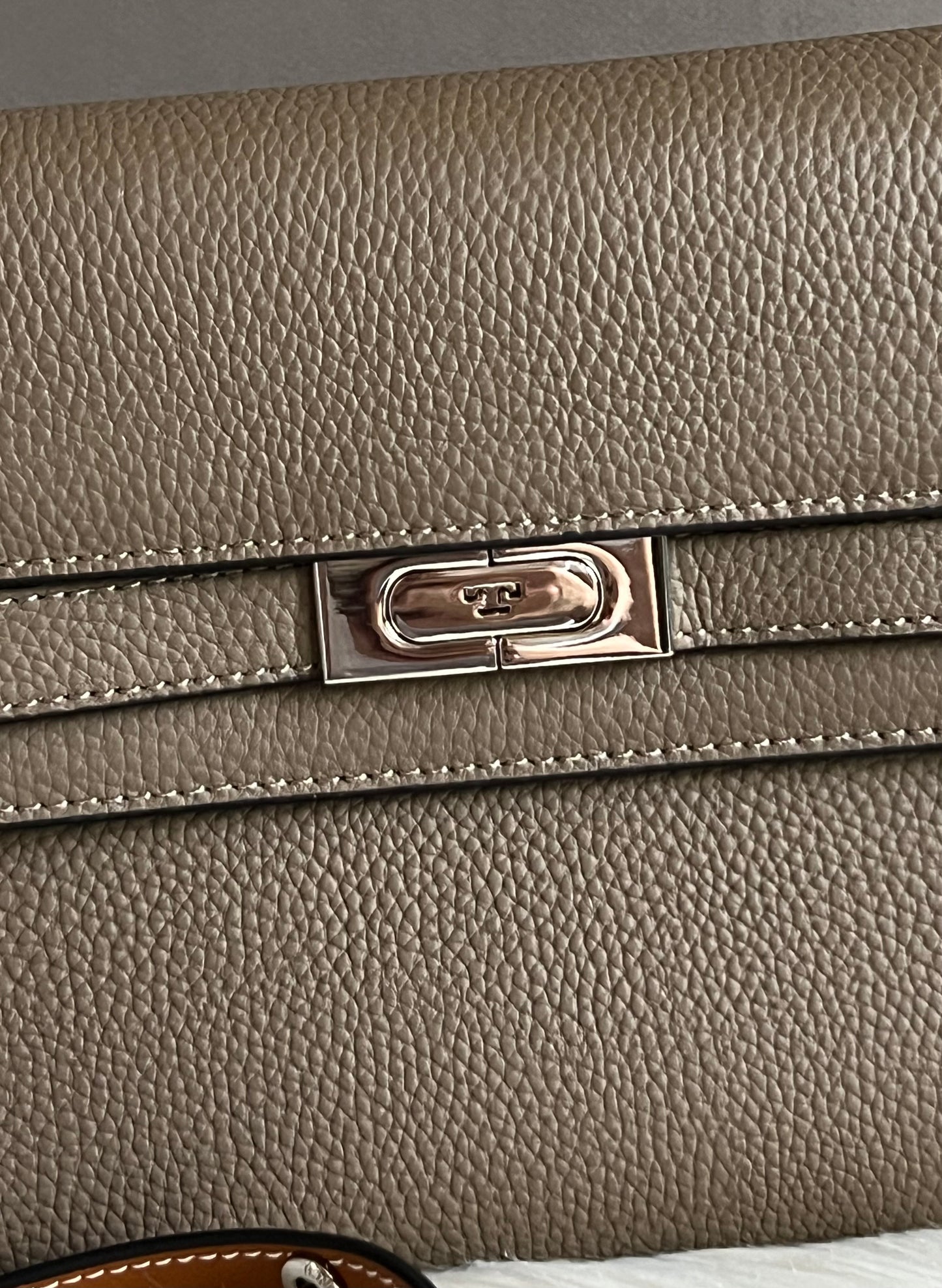 Tory Burch Lee Radziwill Pebbled Shoulder Bag