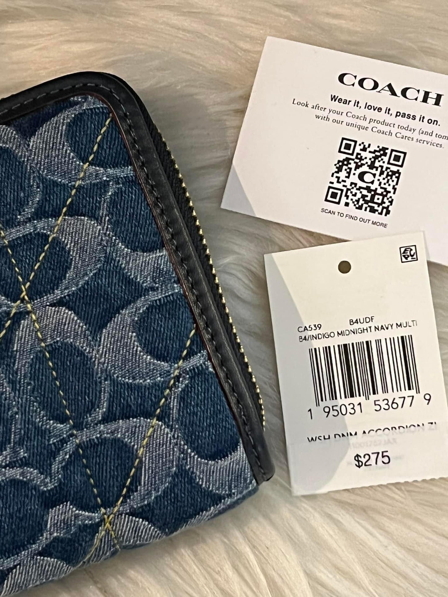 Coach Accordion Zip Wallet In Signature Denim