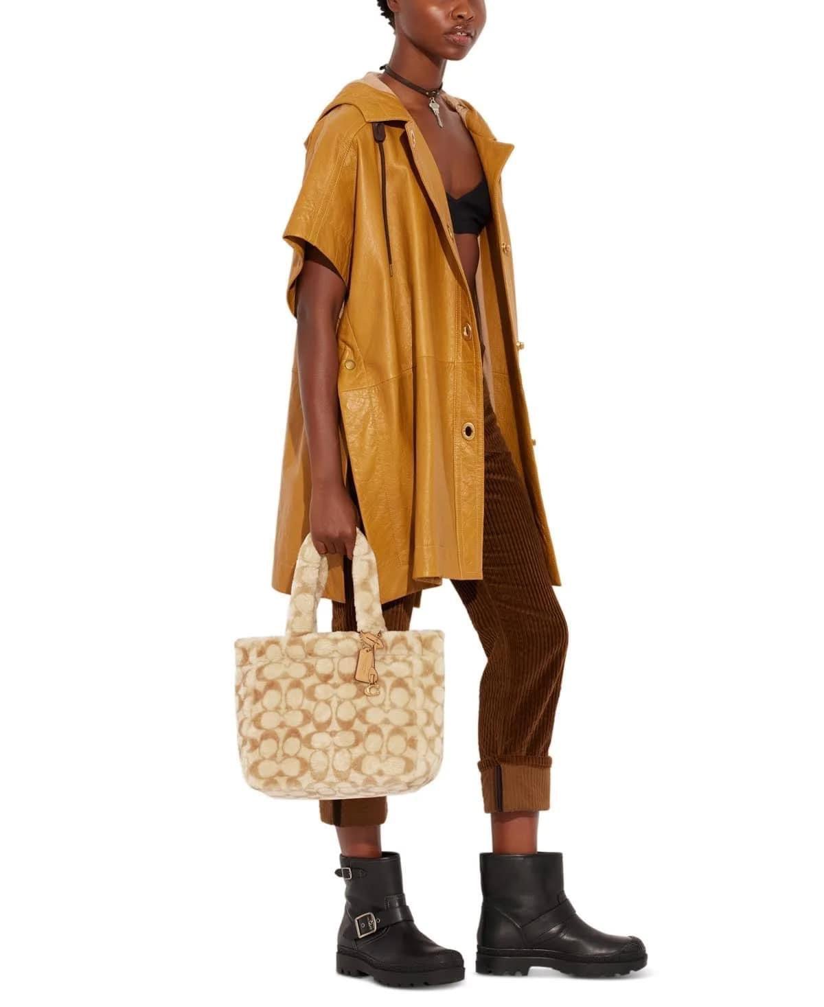 Coach Tote 28 in Signature Shearling