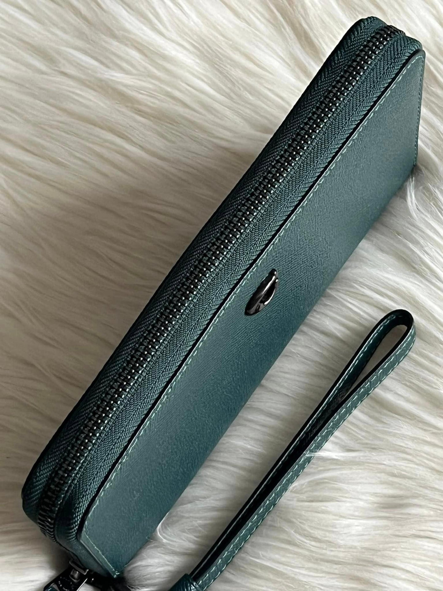 Coach Continental Crossgrain Wallet