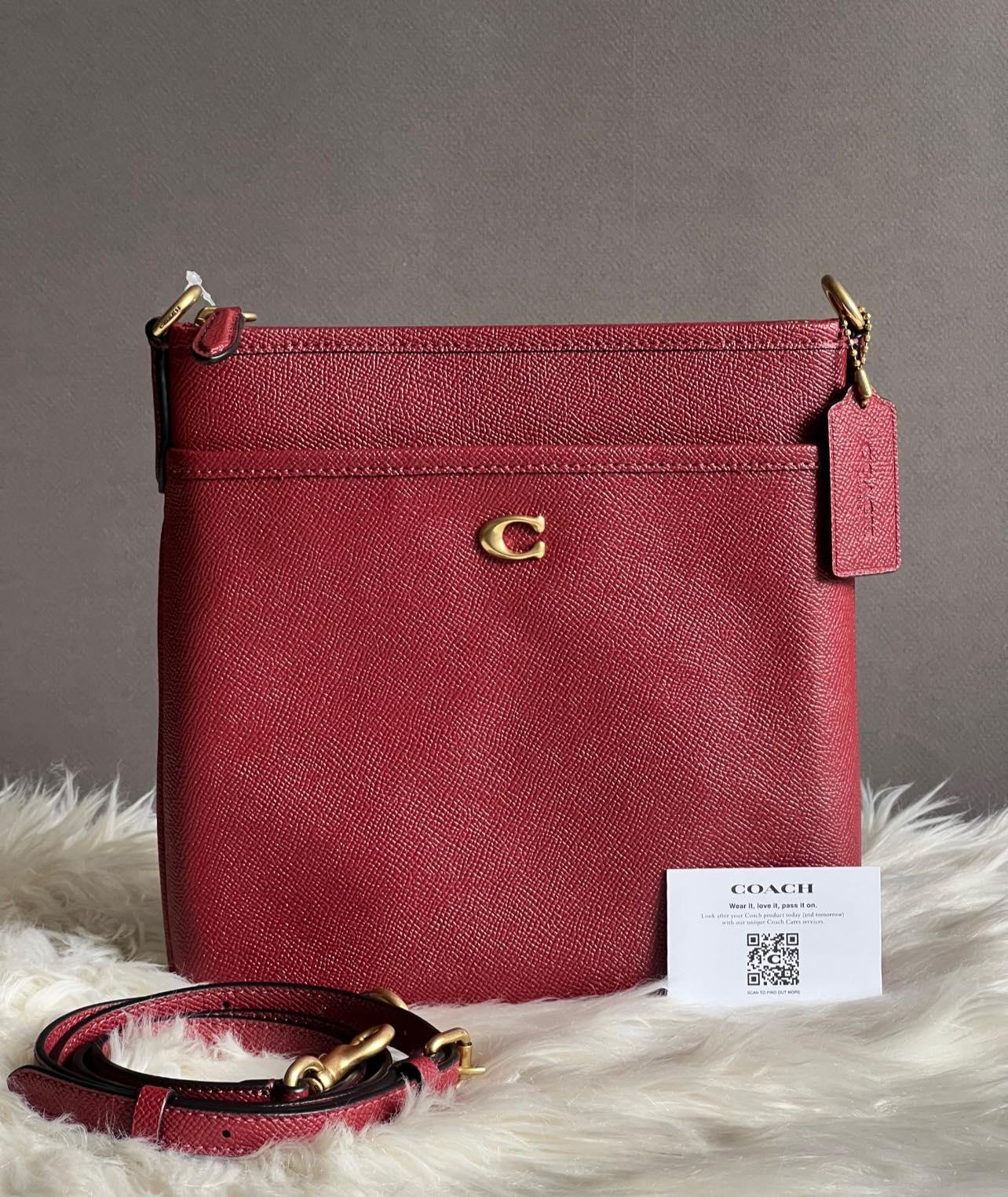Coach Kitt Messenger Crossbody