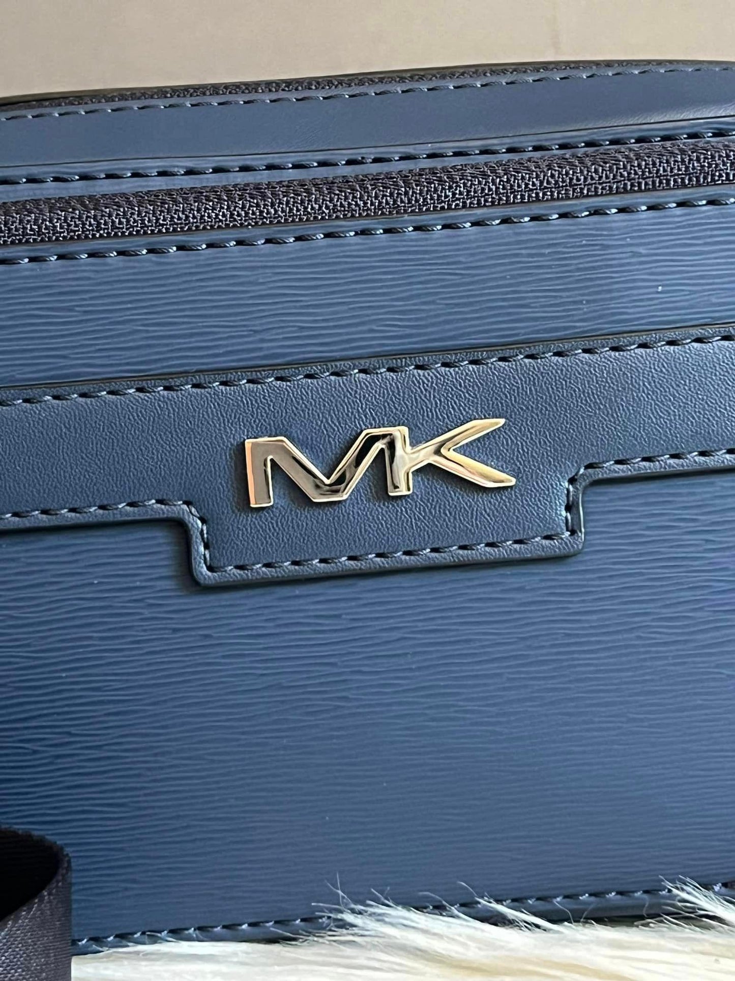 Michael Kors Cooper Sling Pack