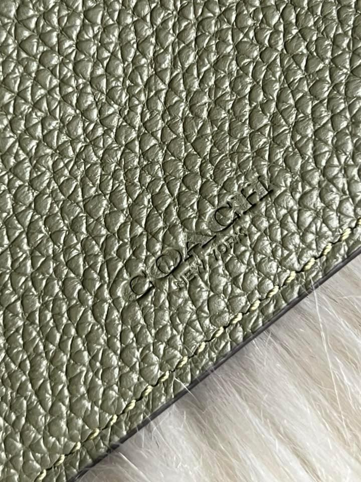 Coach Men’s Slim Billfold Wallet In Signature Leather
