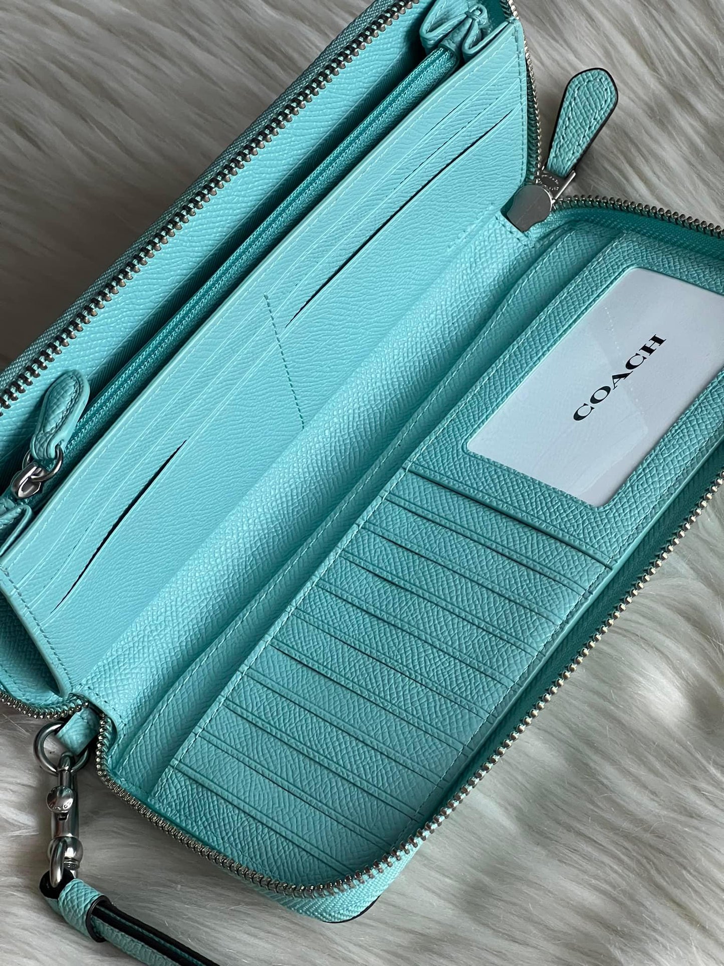 Coach Continental Crossgrain Wallet