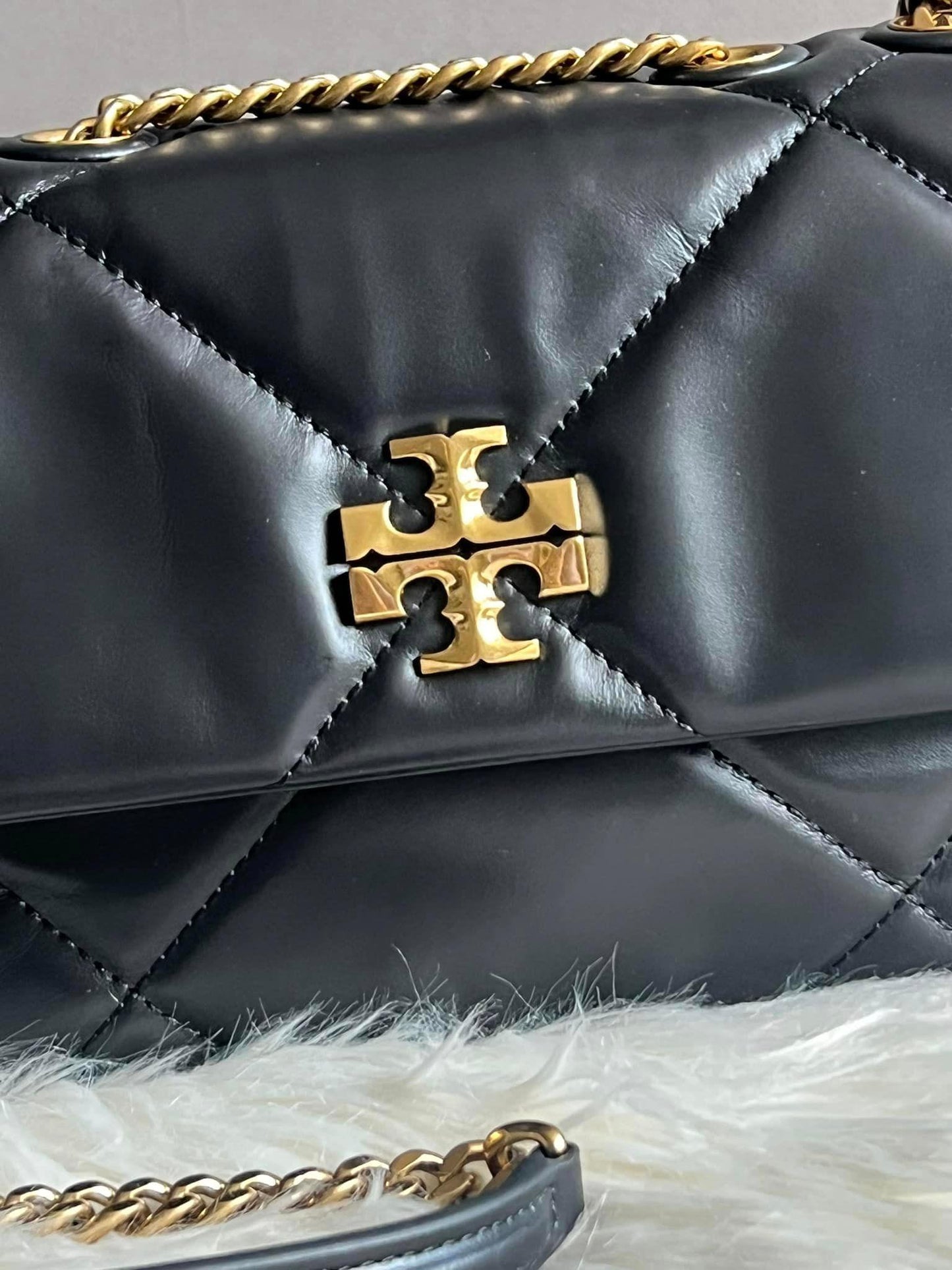 Tory Burch Small Kira Diamond Quilt Convertible Shoulder Bag