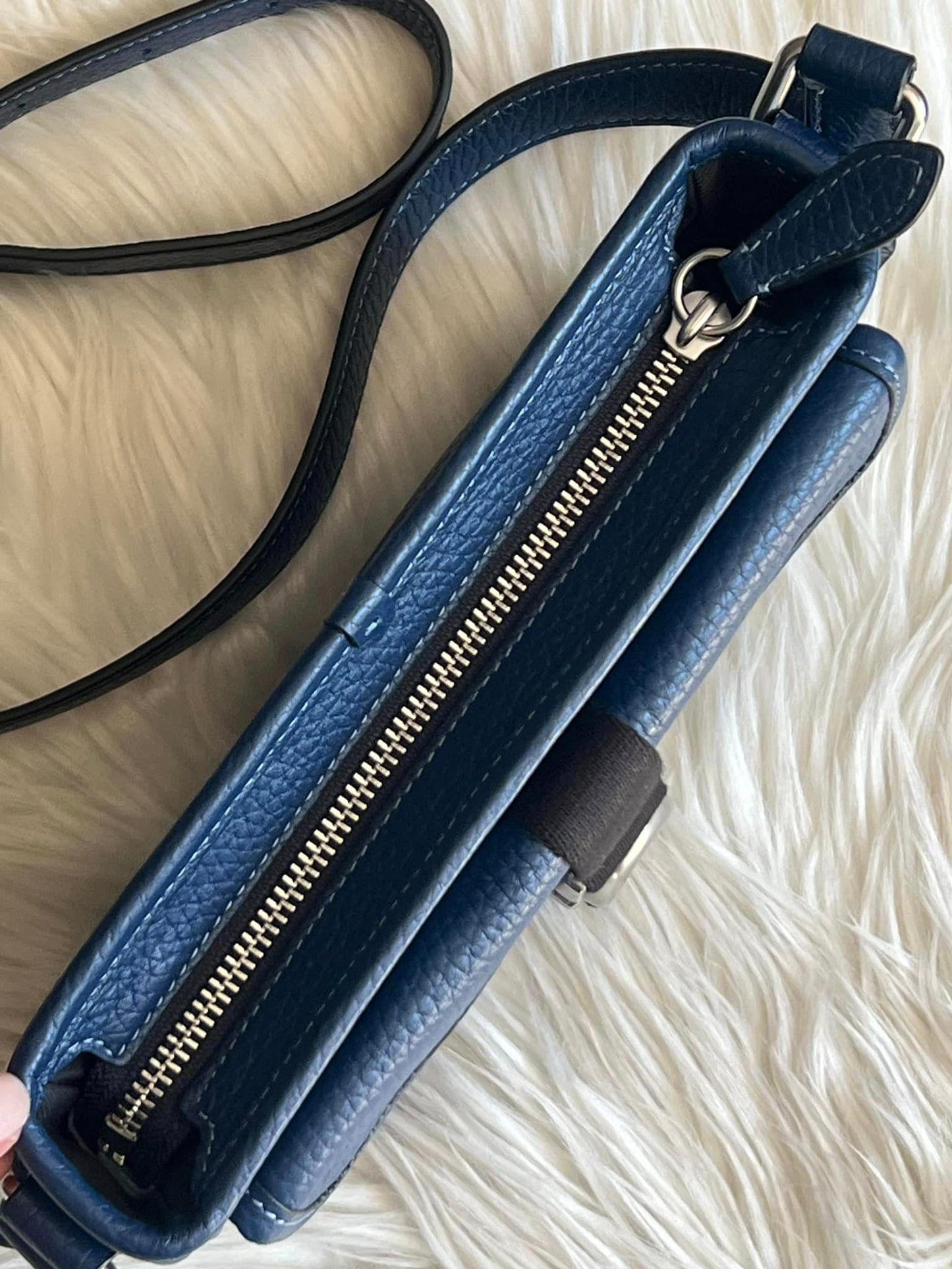 Coach Beck Slim Crossbody