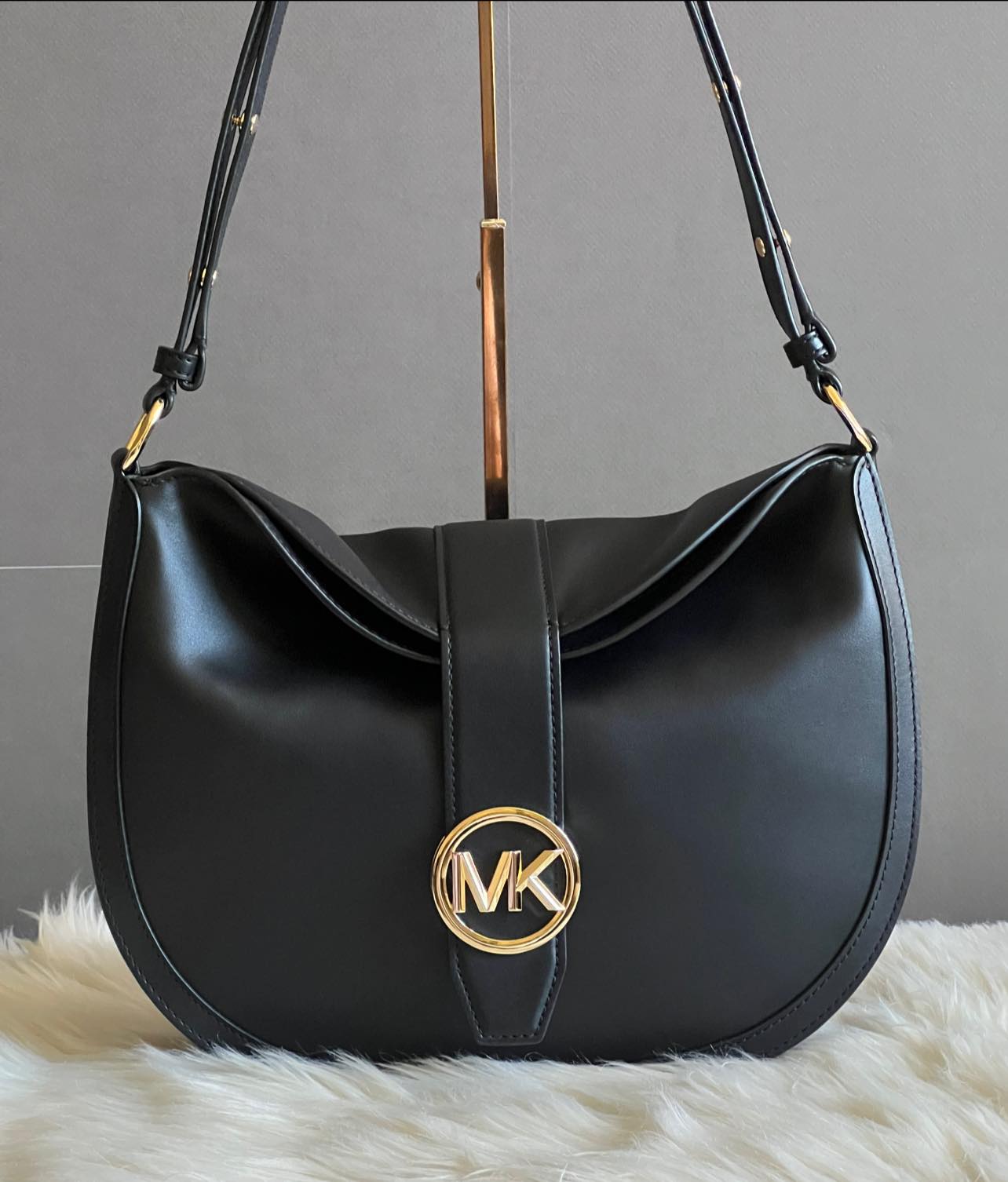 Michael kors hobo clearance crossbody