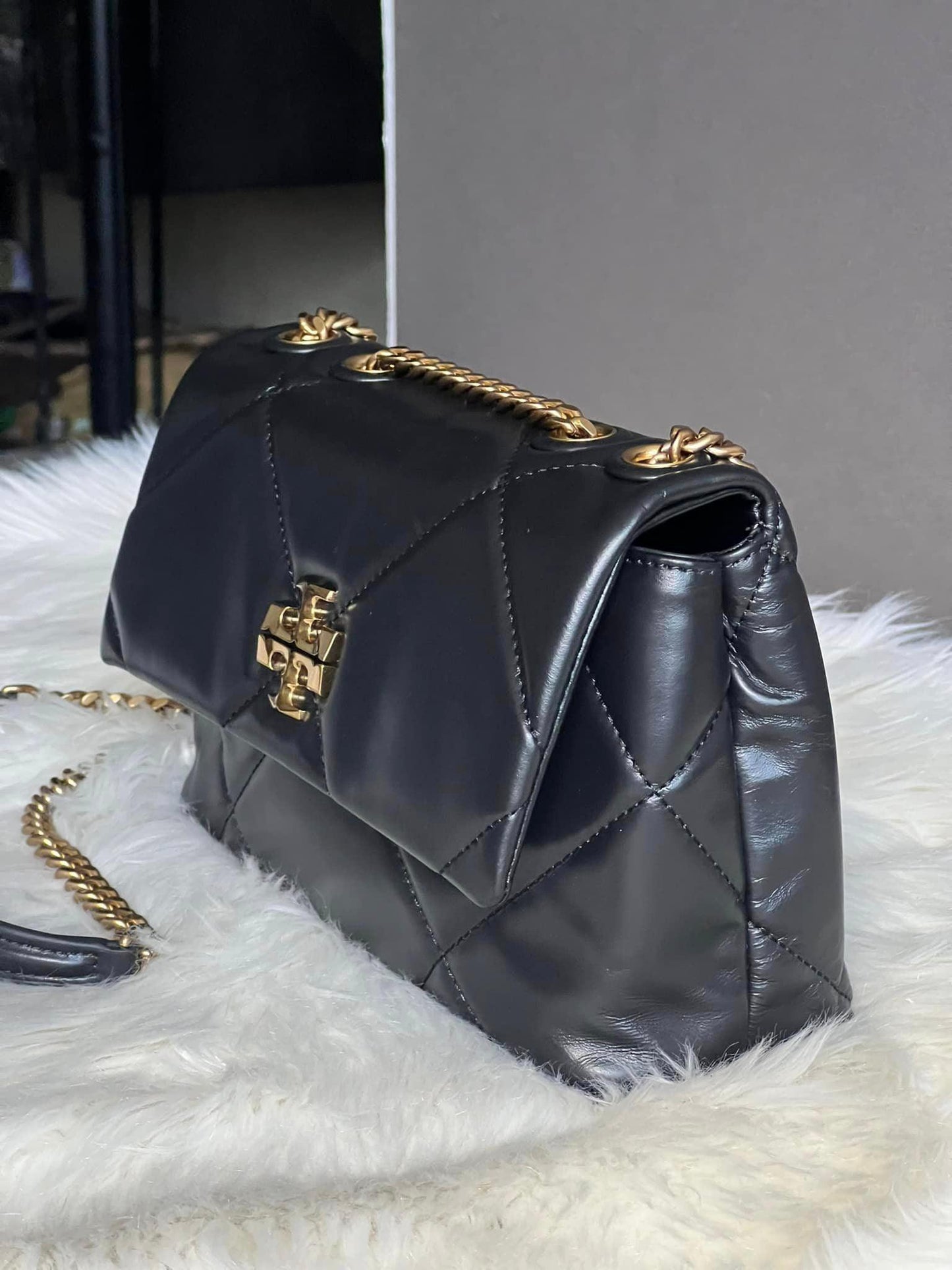 Tory Burch Small Kira Diamond Quilt Convertible Shoulder Bag