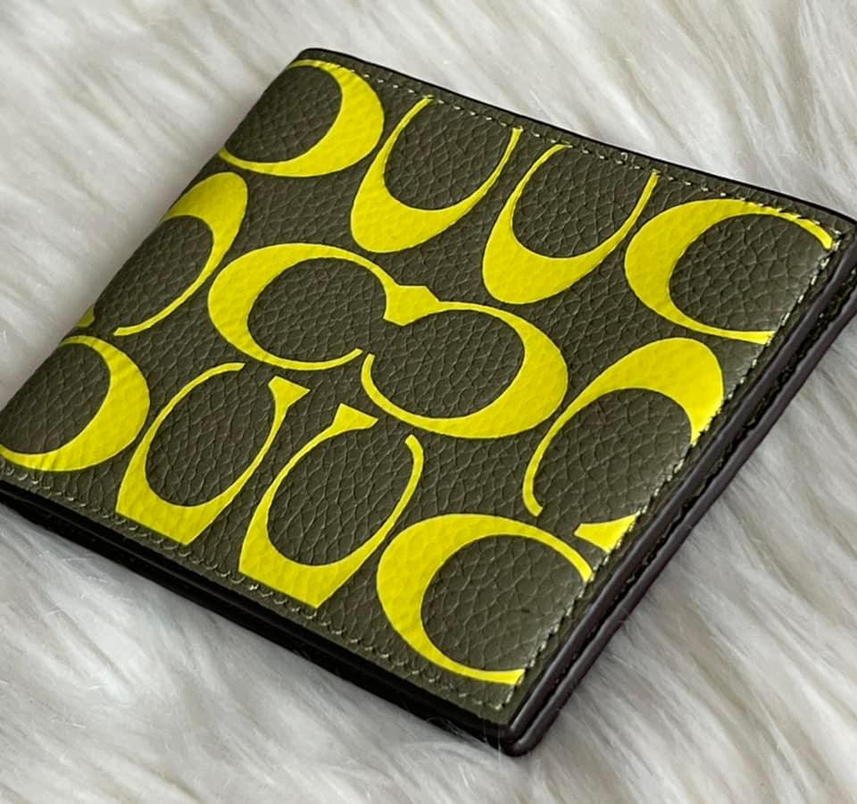 Coach Men’s Slim Billfold Wallet In Signature Leather