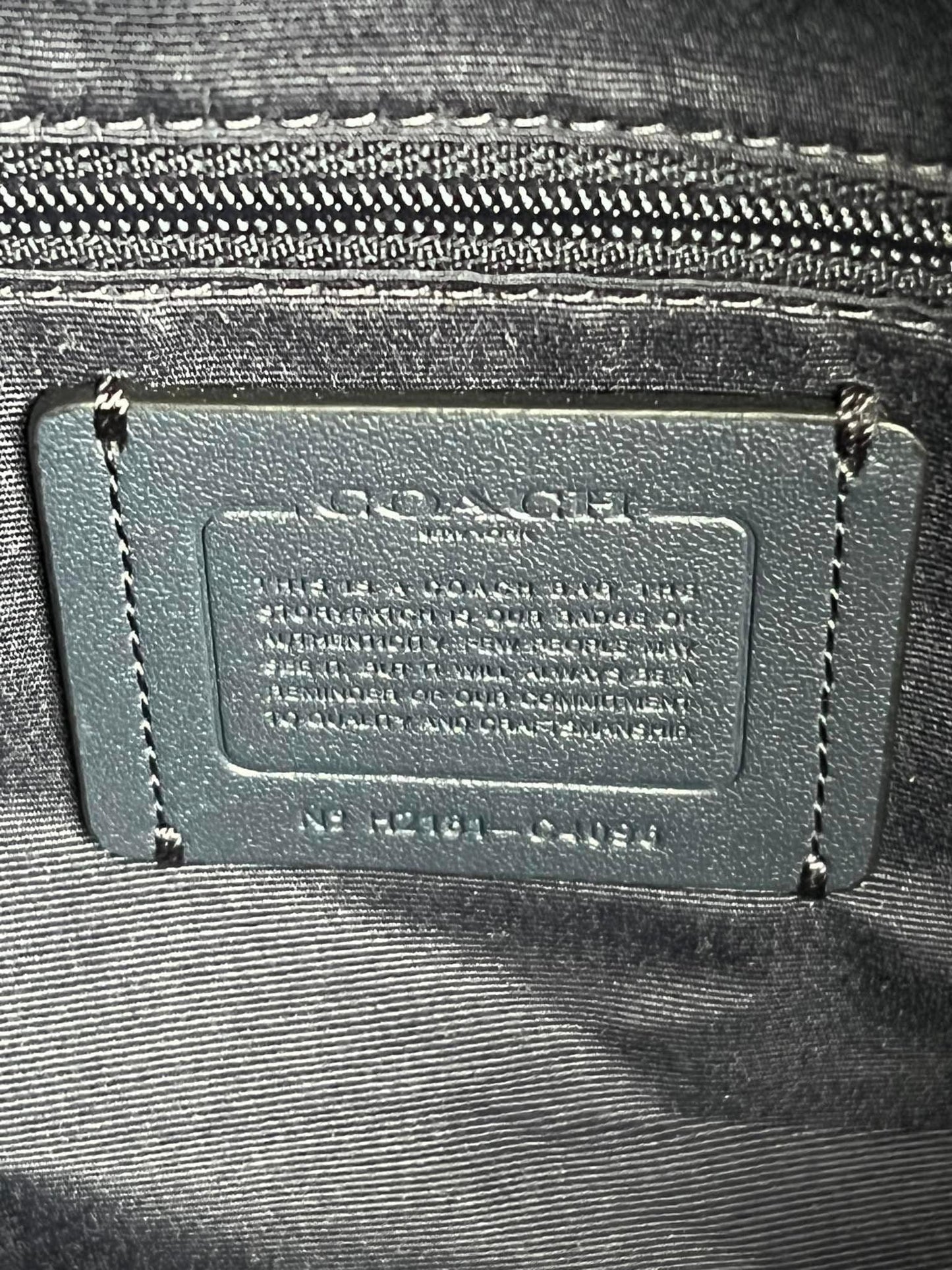 Coach Court Weekender