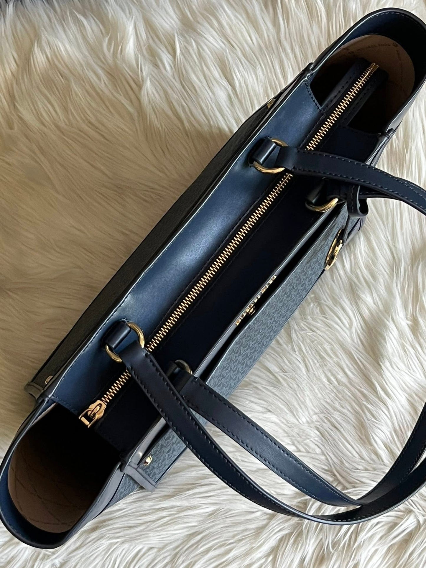 Michael Kors Harrison Large Logo Tote Bag